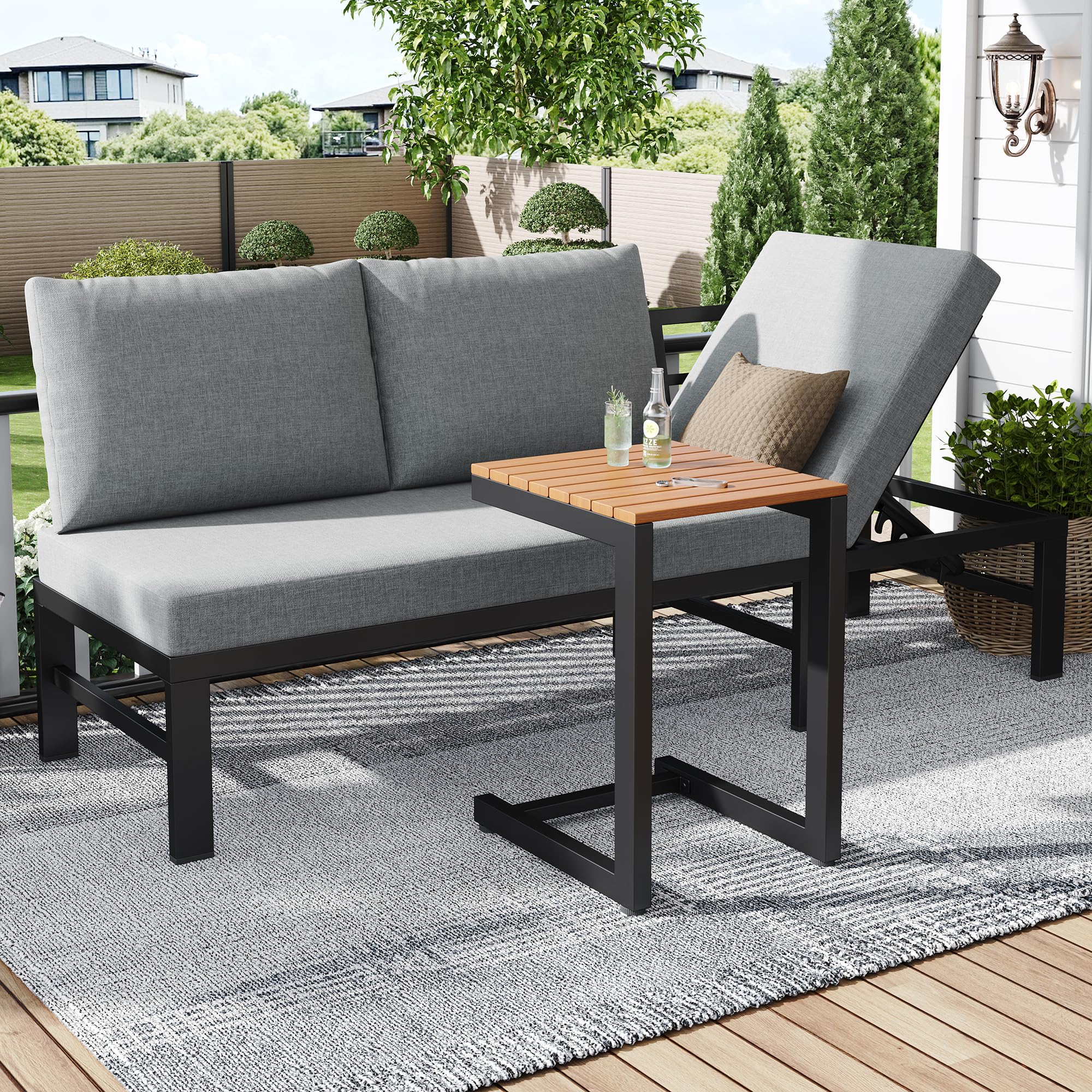 Salon de jardin 3 places gris pour terrasse avec canapé et table basse