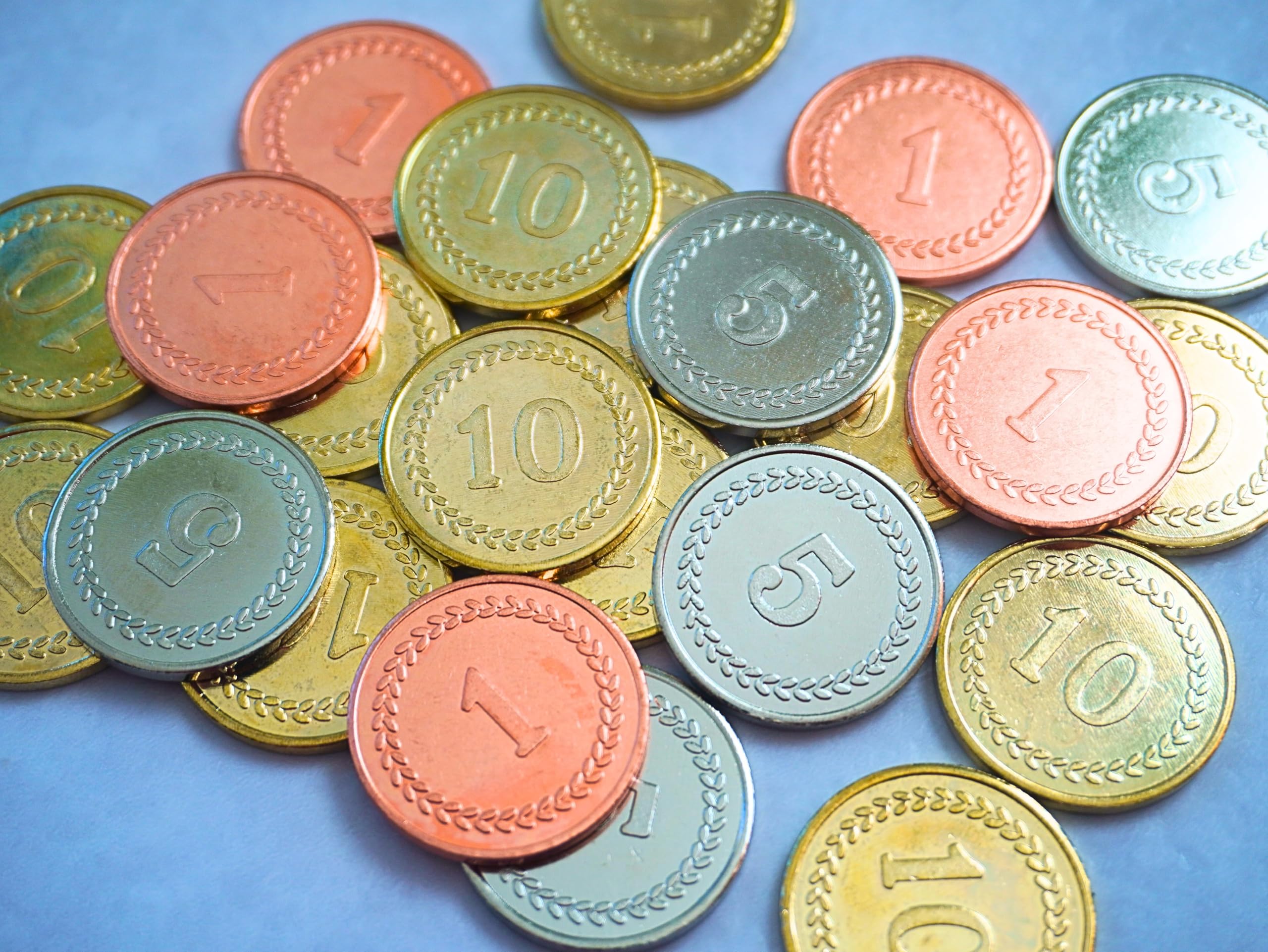 Amazon | ボードゲーム用 金属トークン 金属チップ メタルコイン 金属コイン (セット(1点×20, 5点×15, 10点×15), 50,  枚) | ボードゲーム | おもちゃ