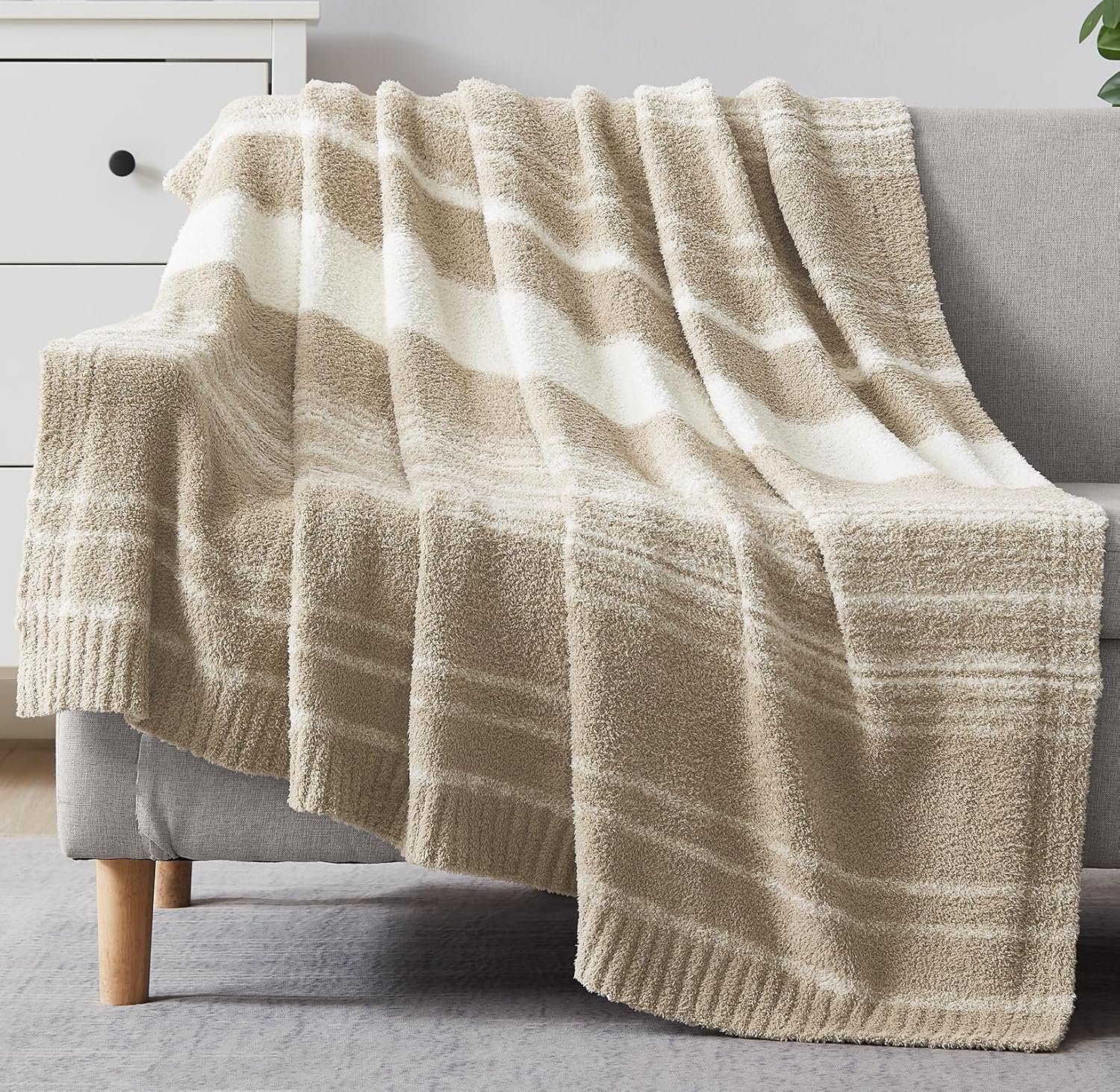 WRENGONGE Khaki Throw Blanket, 50x70 Soft Cozy Striped Throw Blankets for Couch, Sofa, Bed, Travel, Lightweight Fluffy Warm Plush Decorative Blankets