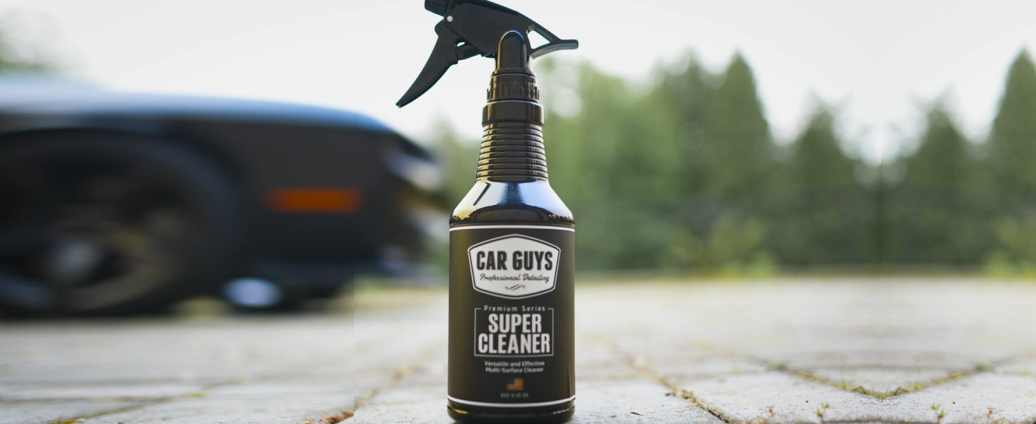 Amazon.com: CAR GUYS 超級清潔劑1 加侖(約3.5 公升)補充包| 有效的汽車內飾清潔劑| 皮革汽車座椅清潔劑|  地毯、室內裝潢、布料等的污漬去除劑! | 1 加侖(不含噴霧器) : 汽車