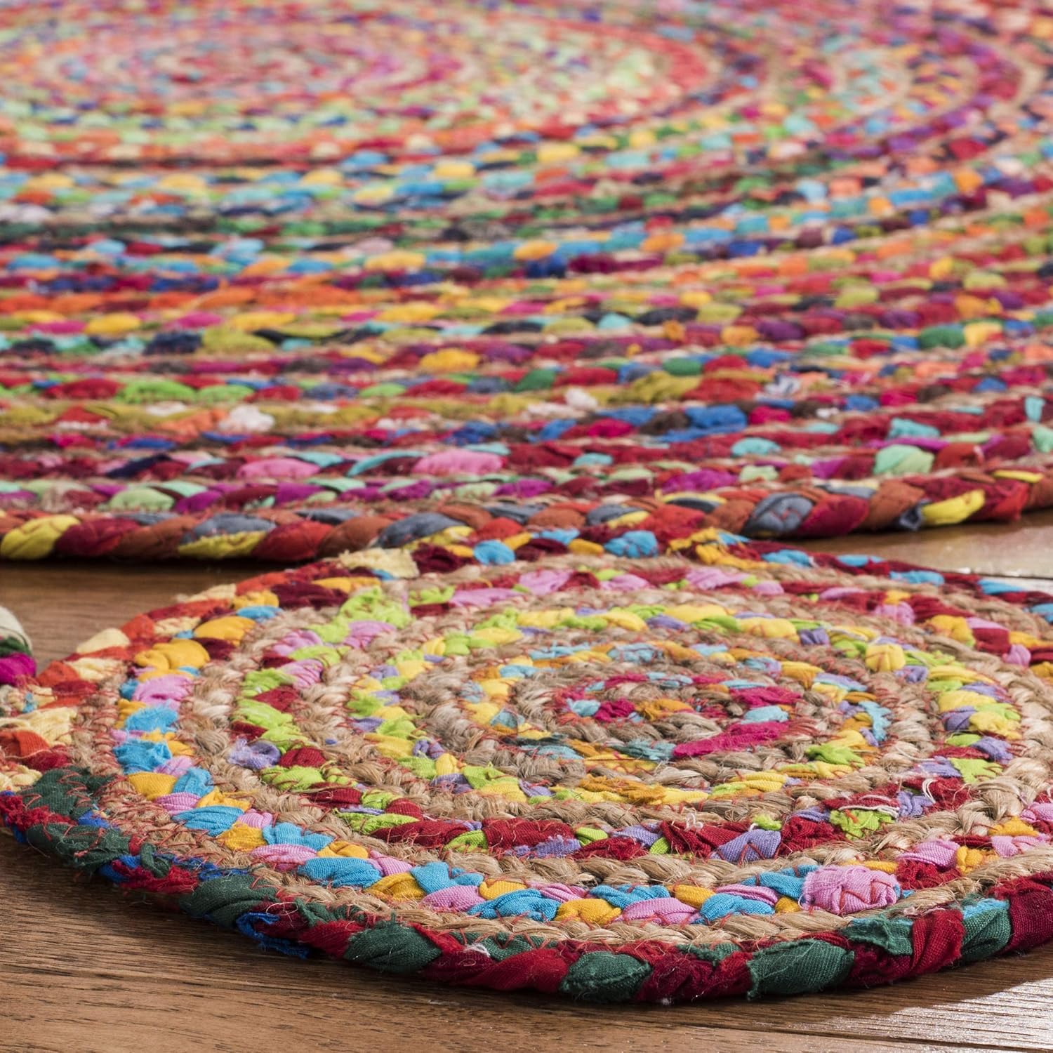 SAFAVIEH Cape Cod Collection 3' Round Red / Multi CAP211Q Handmade Boho Braided Jute & Cotton Area Rug