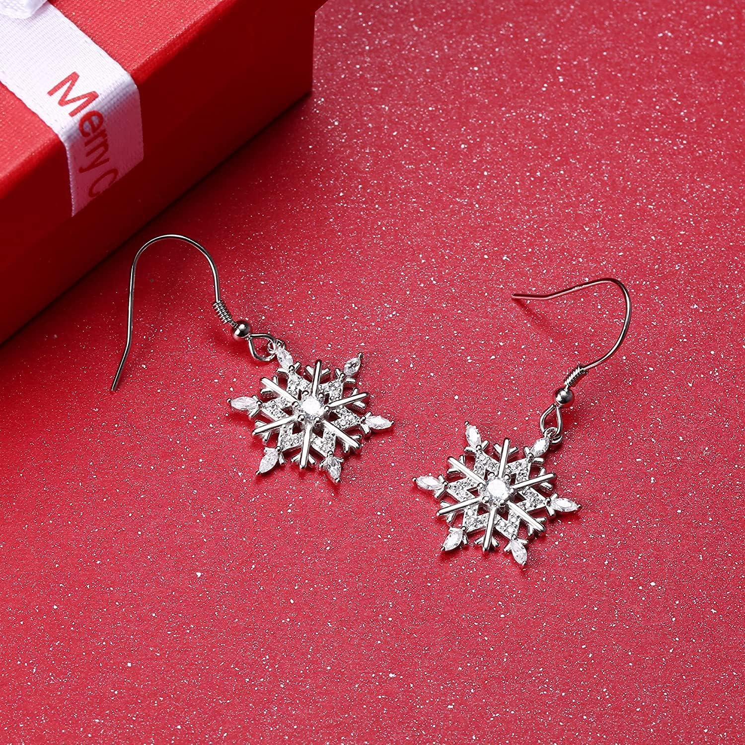 ADRAMATA 925 Sterling Silver Snowflake Dangle Earrings for Women 18K White Gold Plated Drop Earrings High Polished Silver Drop Earrings Jewelry Snowflake Christmas Earrings for Women With Gife Box - Image 4
