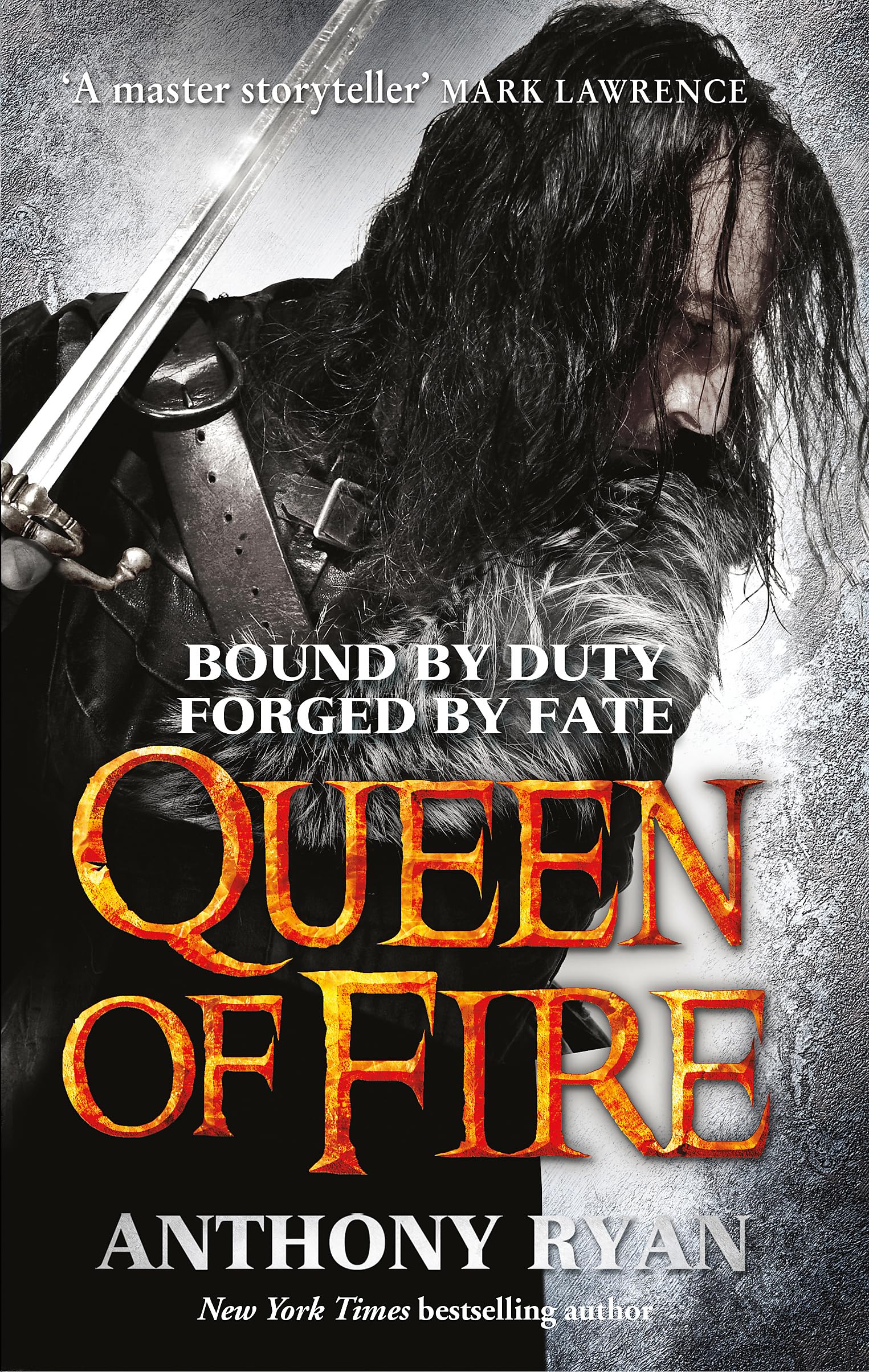 Queen of Fire Book 3 of Raven's Shadow by Anthony Ryan (Paperback Book)