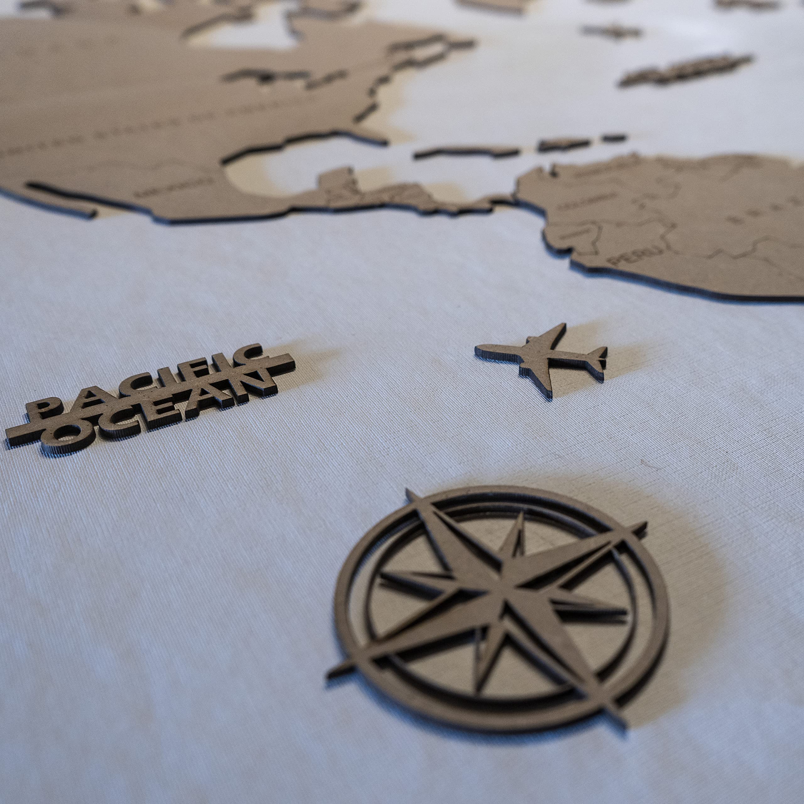 MISS MAPS Mappamondo in legno 3D grande da parete Mappa per segnare viaggi e decorazione per viaggiatori Multistrato in legno pressato nomi incisi