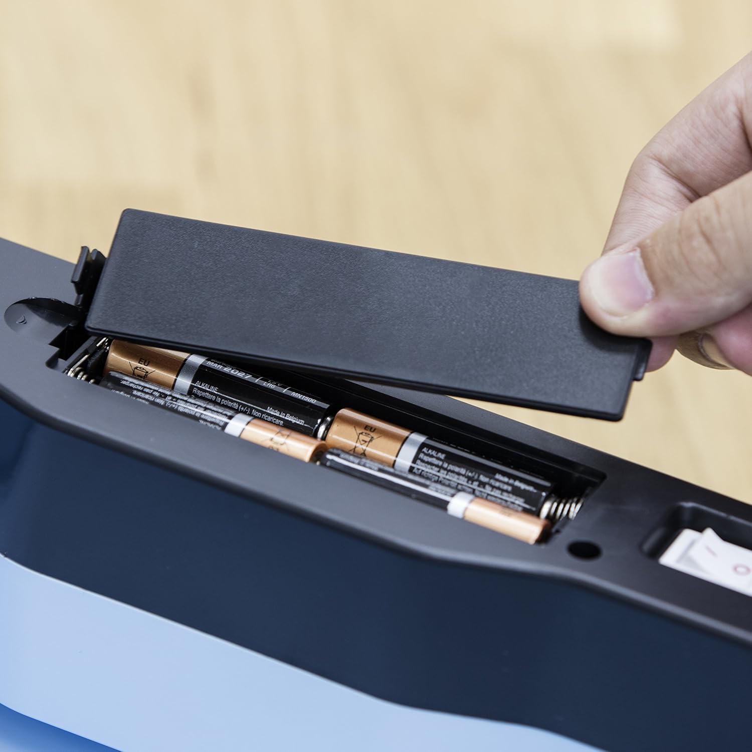 Amazon.com: Swan Retro - Cubo de cocina con sensor de infrarrojos (45 L),  color azul : Hogar y Cocina