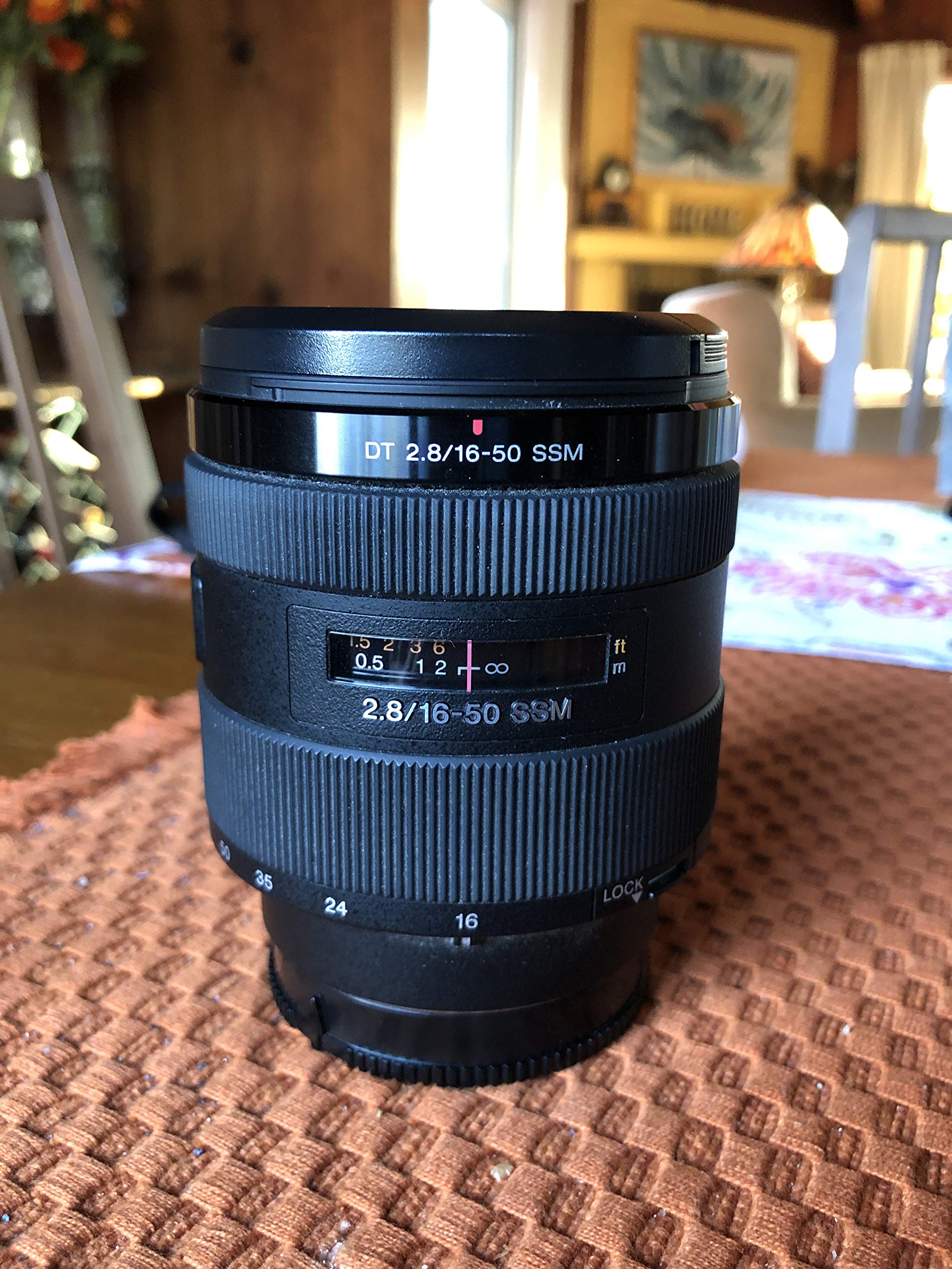 Sony SAL-1650 Obiettivo con Zoom 16-50 mm F2.8, Reflex APS-C