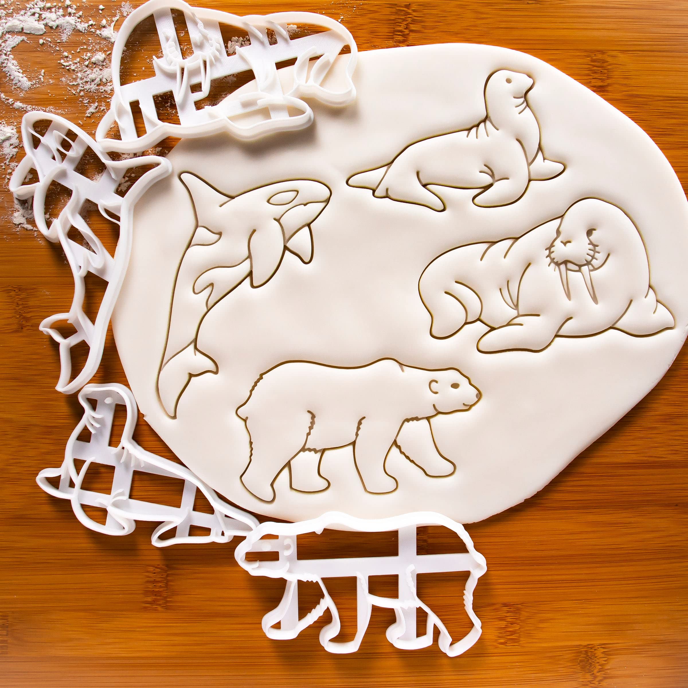 lot de 4 emporte-pièces animaux de l'Arctique (motifs: morse, orque, lion de mer et ours polaire), 4 pièces