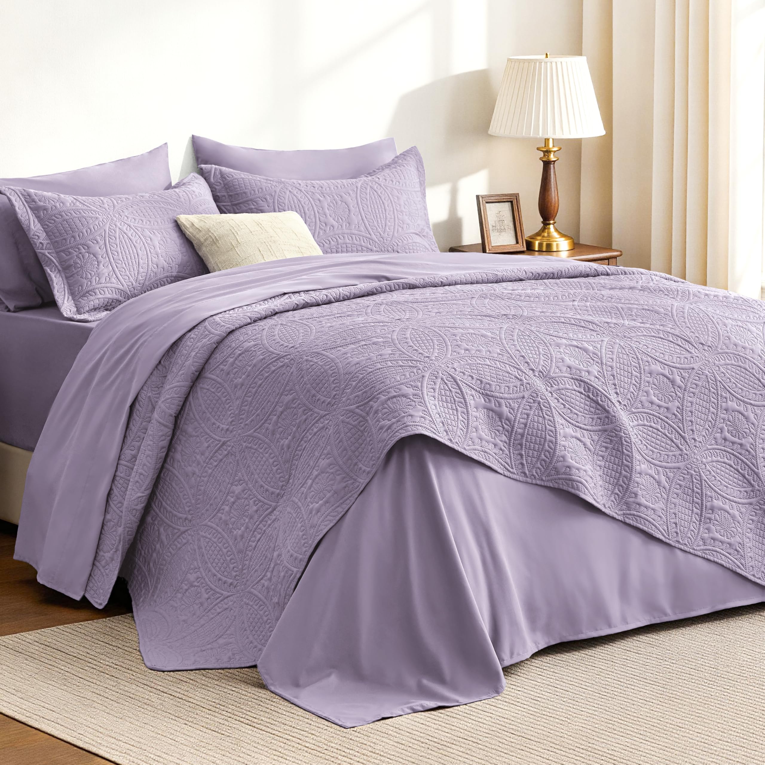 Love's cabin Quilts for Queen Bedspreads, 7 Pieces Bed in a Bag, Lavender | Fits Mattresses up to 16in, Sheets & Shams Included, Ultra Soft Lightweight Coin Pattern Coverlet, All-Season Bedding Set