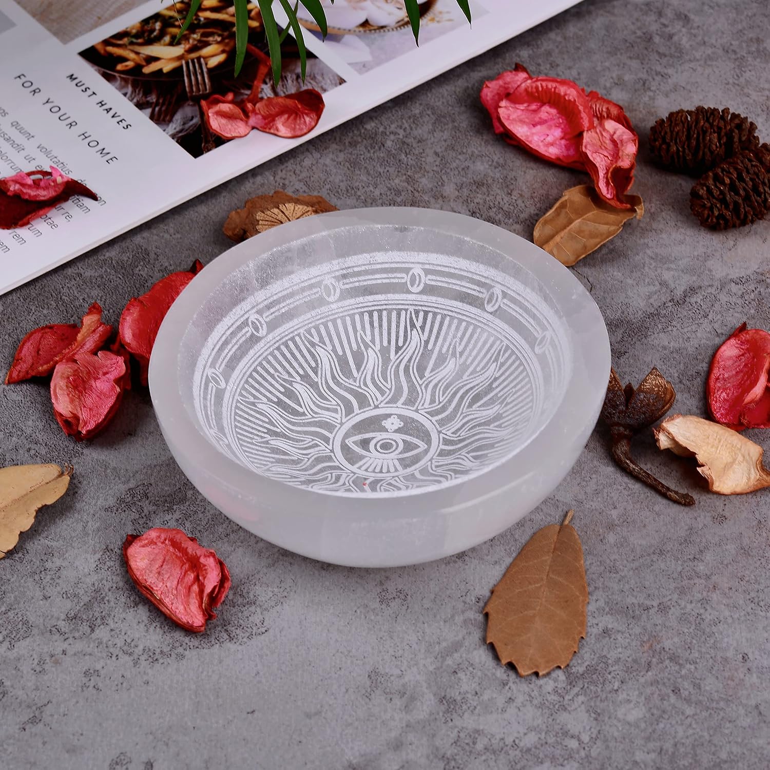 CNYANFEI 4” Selenite Crystal Charging Bowl Evil Eye White Selenite Tray Natural Crystal Holder for Stones Decorative Gemstone Bowl for Home Decor Gift