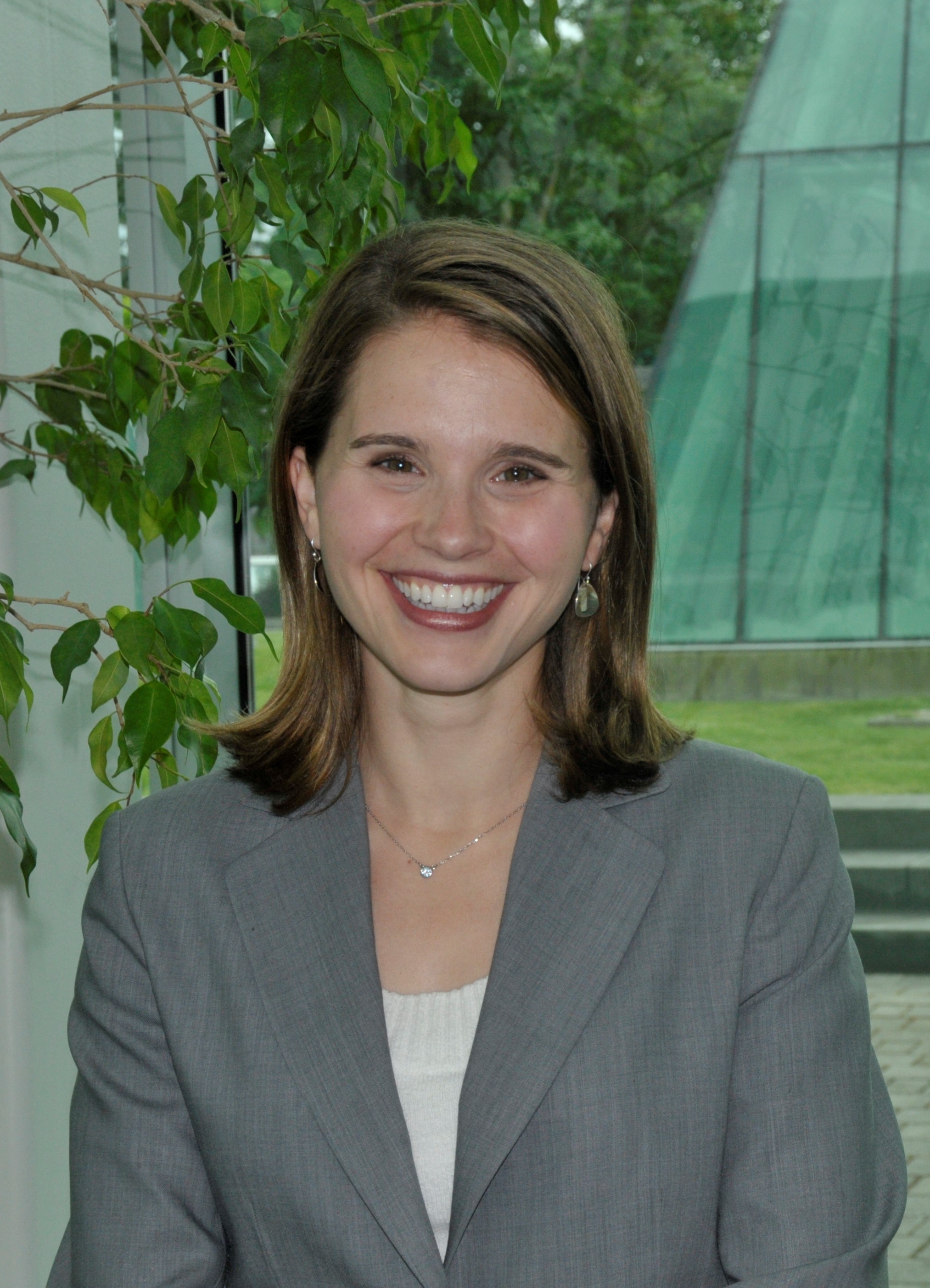 Amazon.com: Lisa Manheim: books, biography, latest update