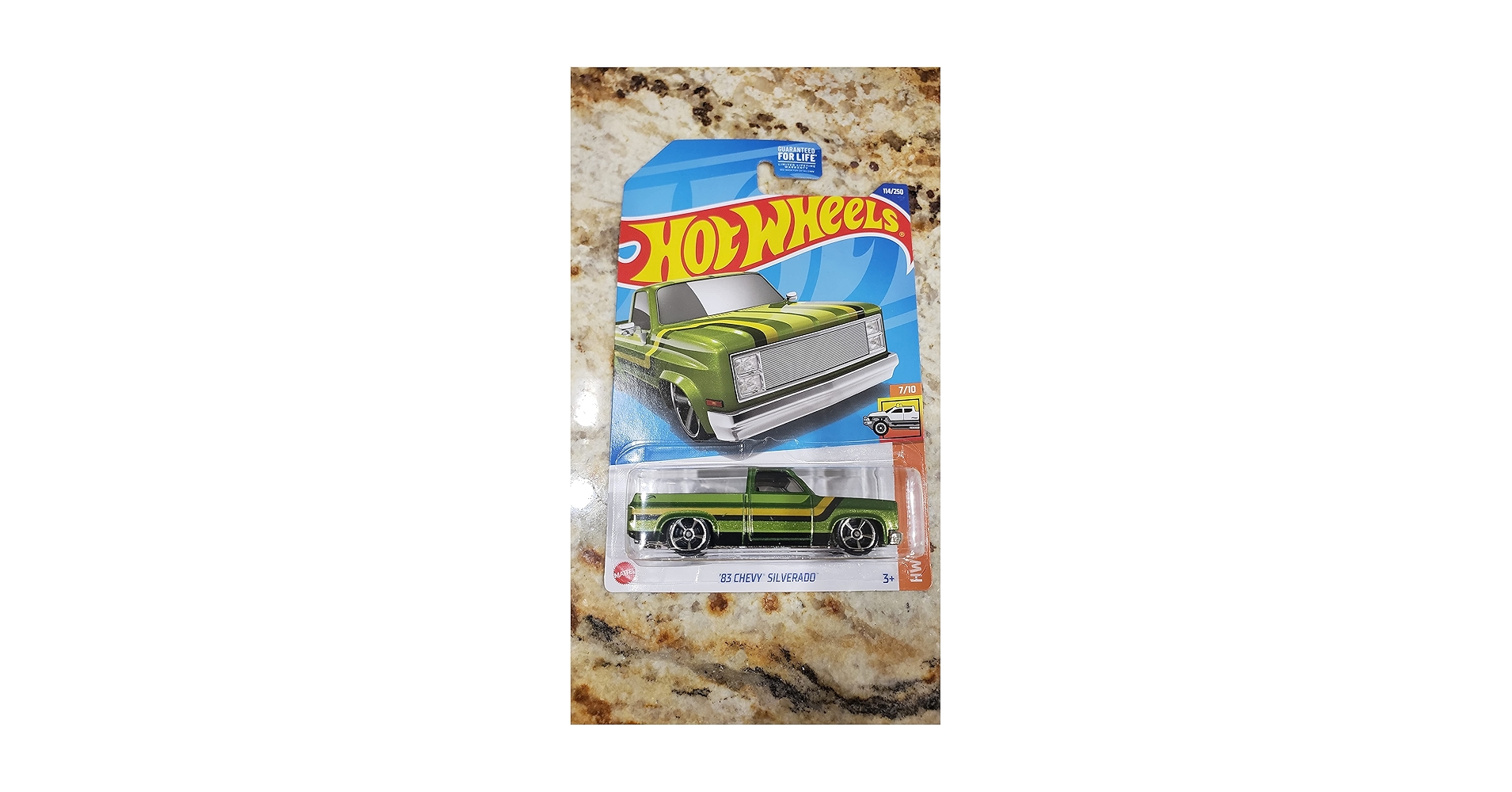 Amazon.com: Hot Wheels 2022 '83 Chevy Silverado 7/10 and 114