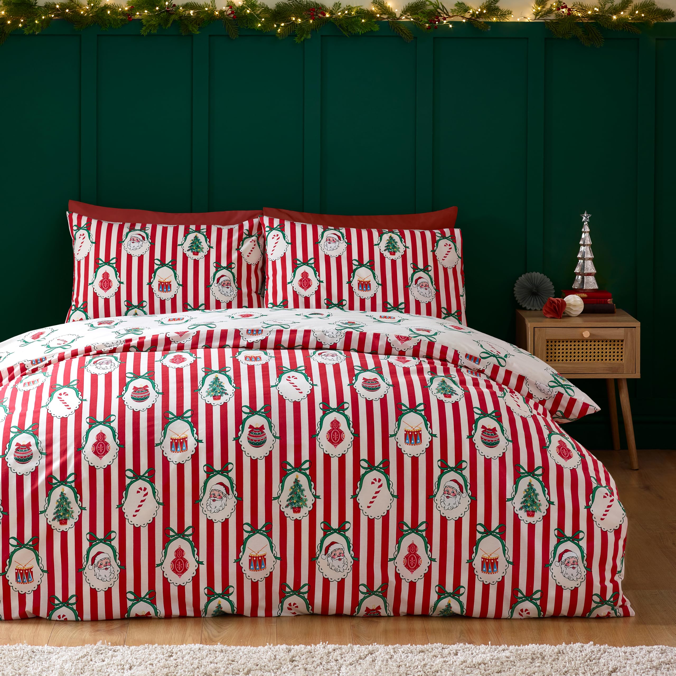 Catherine Lansfield Christmas Vintage Stripe King Duvet Cover Set Red