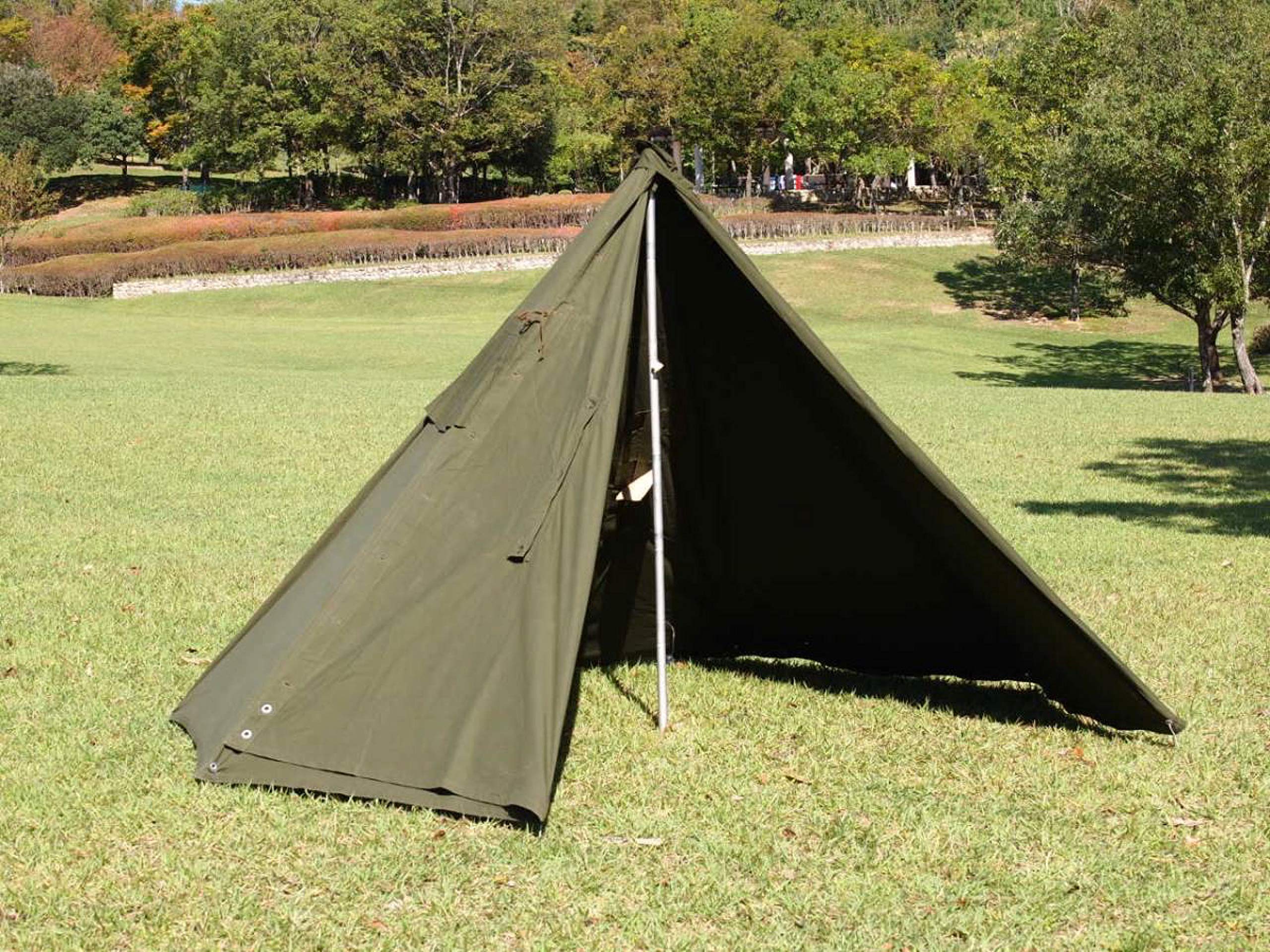 ポーランド軍幕テント　サイズ2（170〜180cm） Amazon | ポーランド軍 ポンチョテント サイズ2（170～180cm