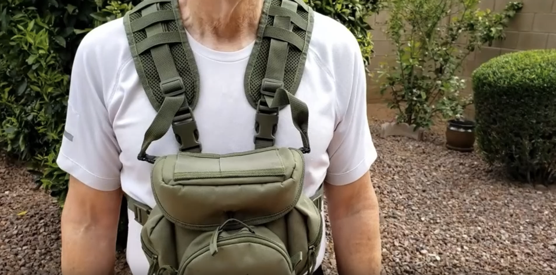 Water-resistant Binocular Pack With Rain Cover - Hunting Bino Case With Magnetic Lid & Rain