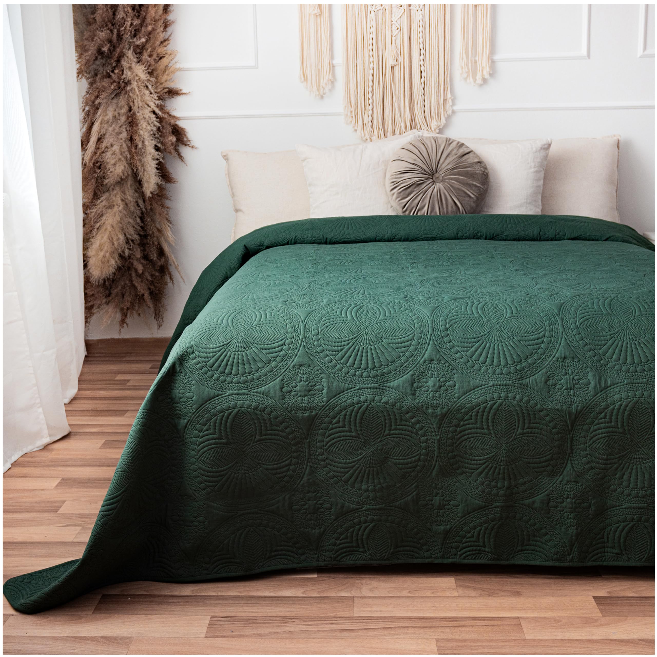 CalmyHOME Bedspread 200 x 220 cm Bed Throw Bedspreads - Throw Mandala Sofa Throw Quilt Sofa Blanket Bed Throw Blanket Day Blankets Bed Cover XXL Blanket Quilted (Dark Green)