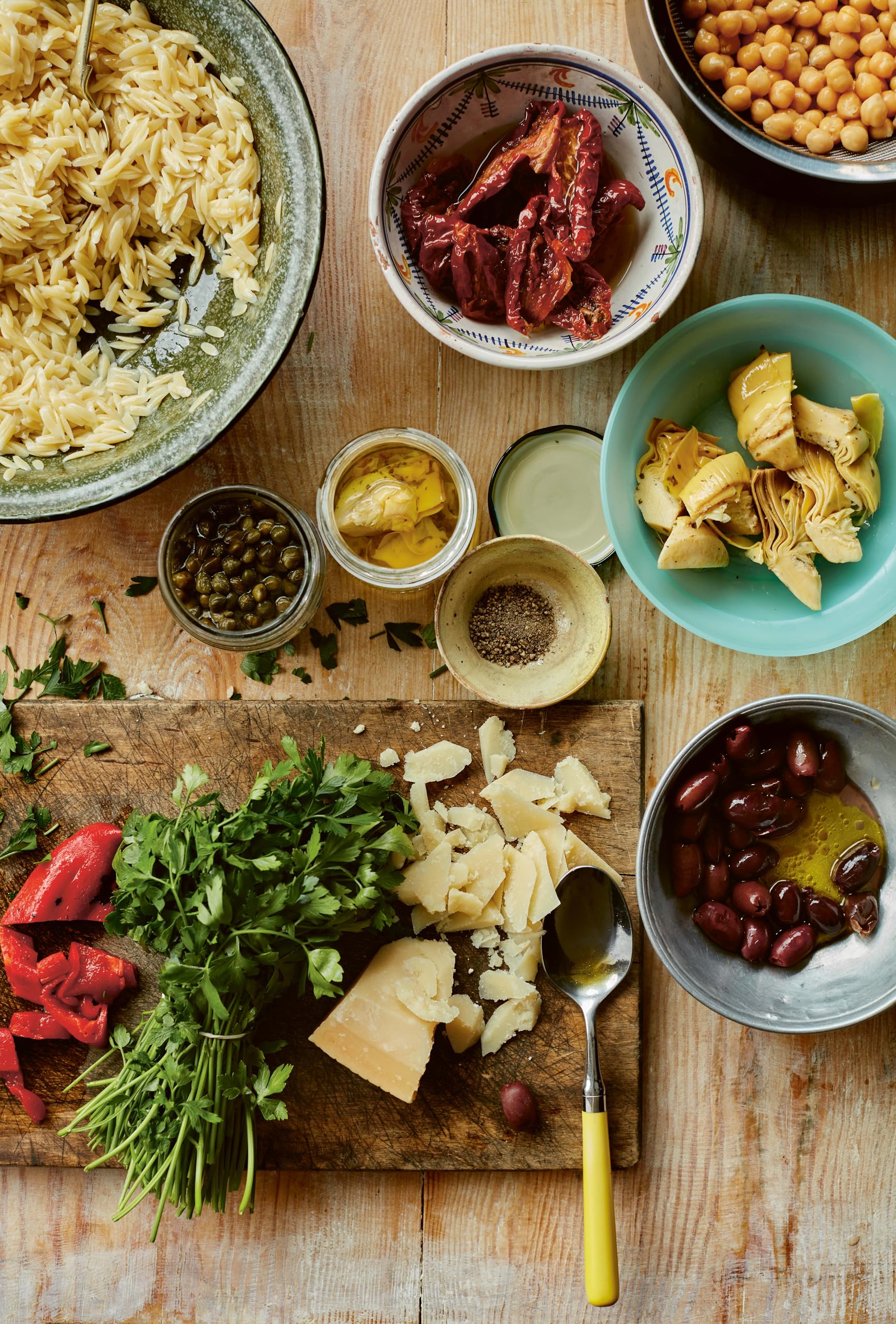 MEDesque: Everyday Recipes with Mediterranean Roots