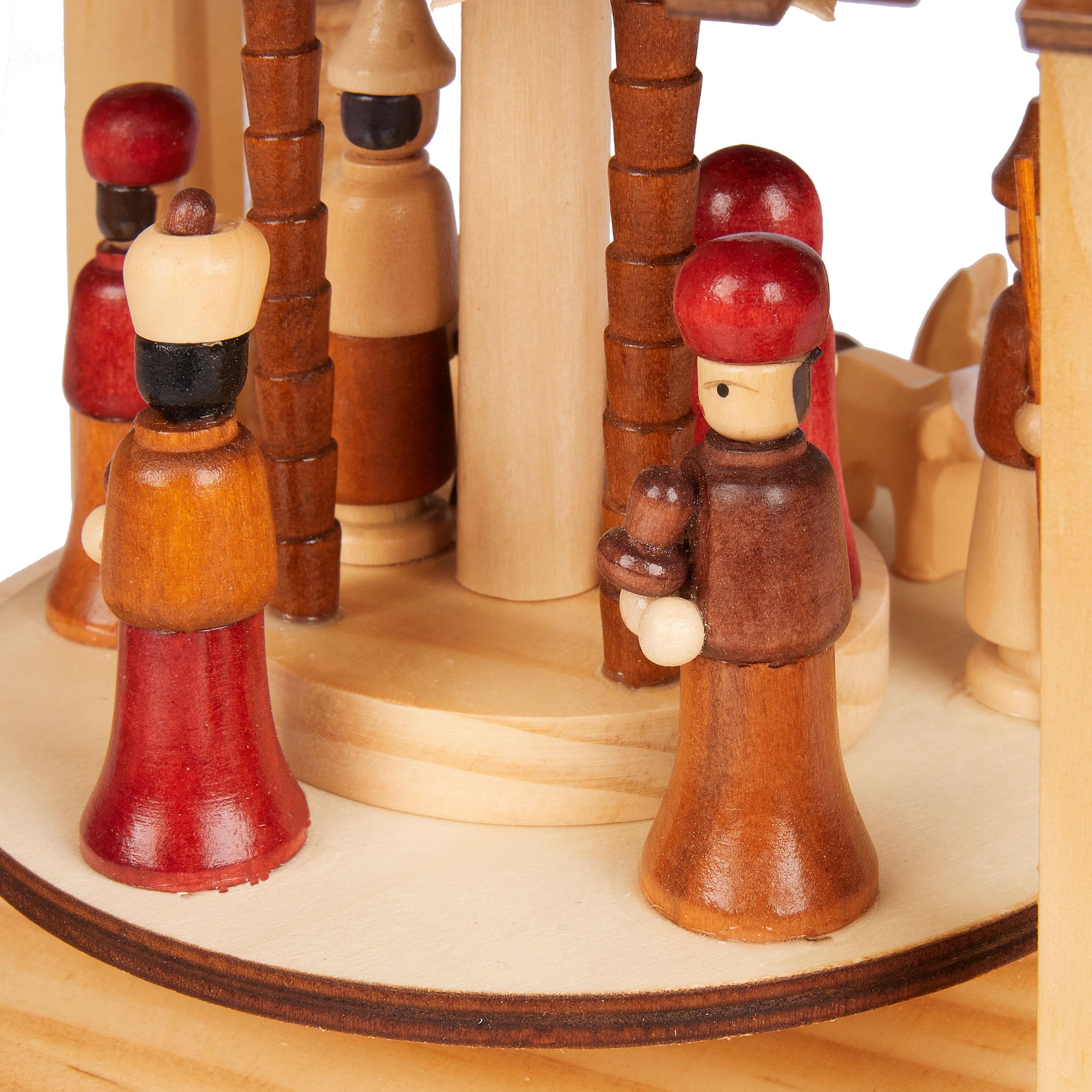 BRUBAKER Pirámide Navideña de Madera - 28 cm Estructura Artesanal con Jesús, María, José y la Estrella de Belén - Belén con 4 Luces para Las Fiestas - Pintado a Mano