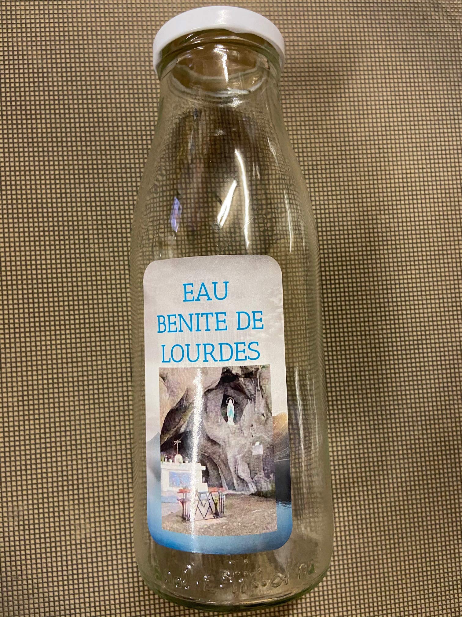 L'acqua Santa dal Santuario di Lourdes 500 ml