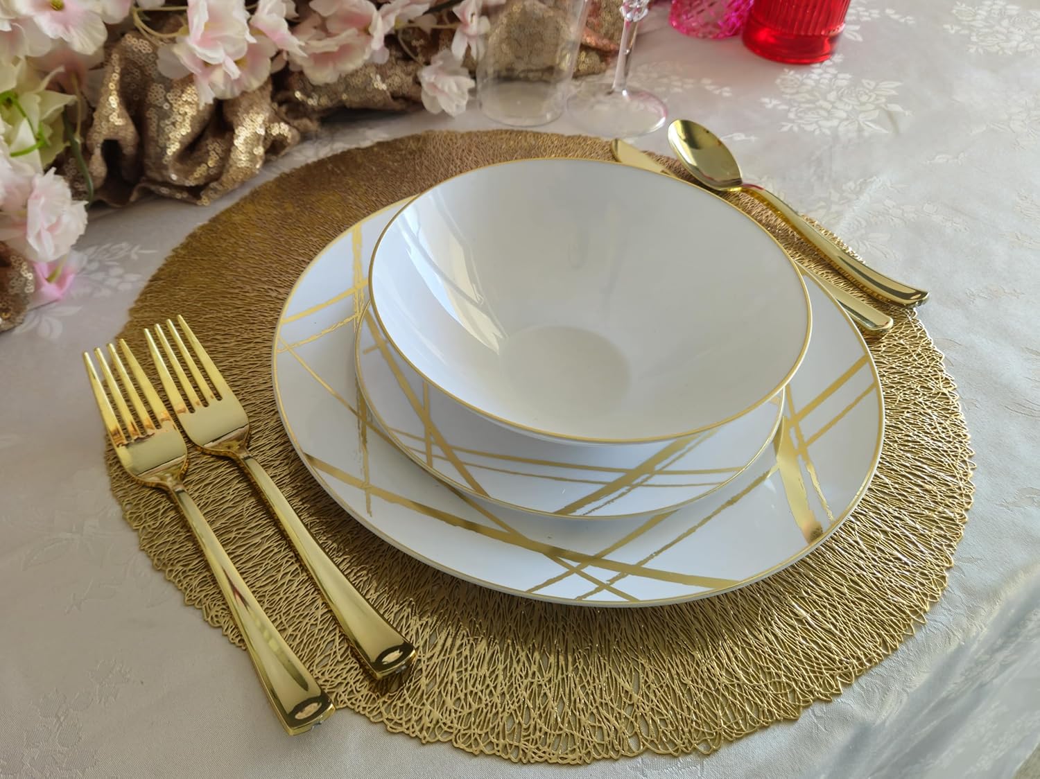 " OCCASIONS " 120 Plates Pack, Disposable Wedding Party Plastic Plates (7.5'' Appetizer/Dessert Plate, Monet, White & Gold)