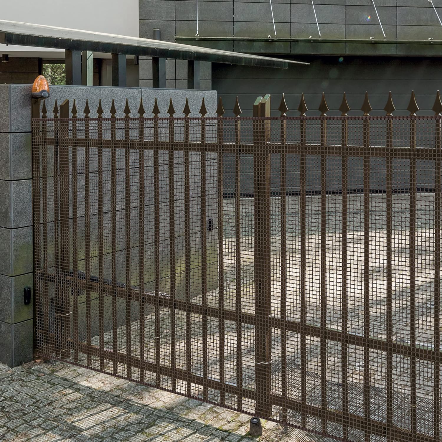 tenax 1A100303 Square Quadra 10 Brown 1 x 10 m Plastic Protective Net for Balconies, Patios, Gates and Fences, 1,00 x 10 m