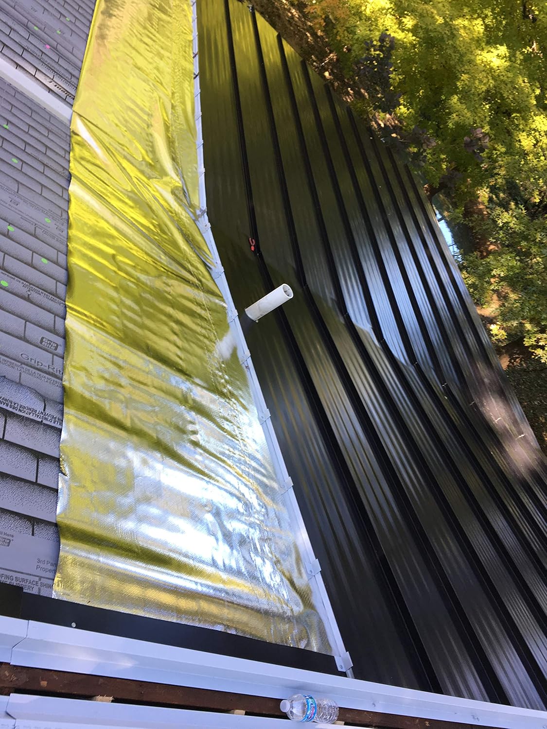 US Energy Products 300 sqft (3ft x 100ft) Aluminum Foil Barrier Insulation Roof Sauna Non Perforated Solid 8 Mil Reinforced Aluminum Vapor Barrier