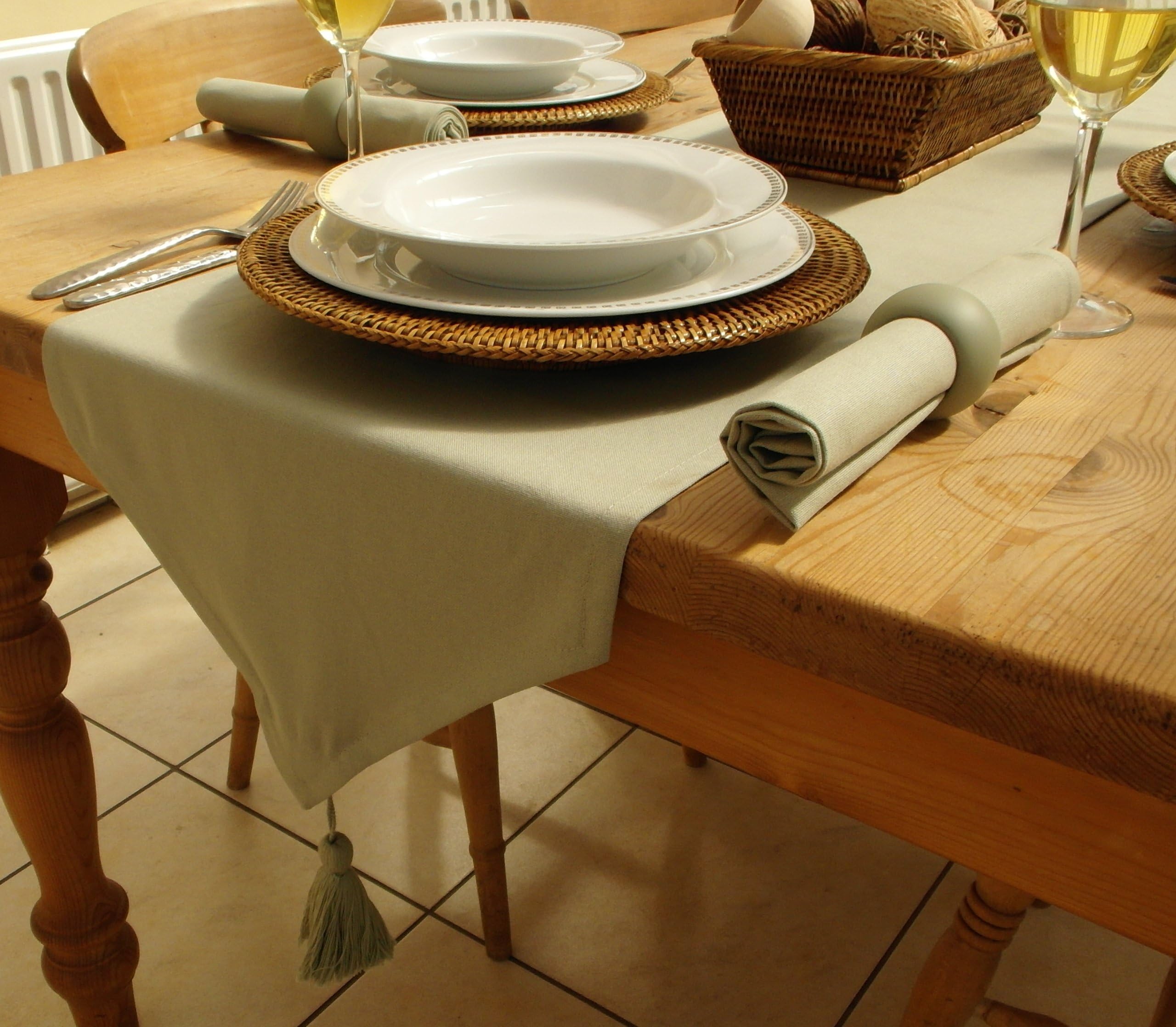 THE TABLECLOTH COMPANY 14x98 SAGE GREEN TABLE RUNNER WITH TASSEL (8 SEATER)