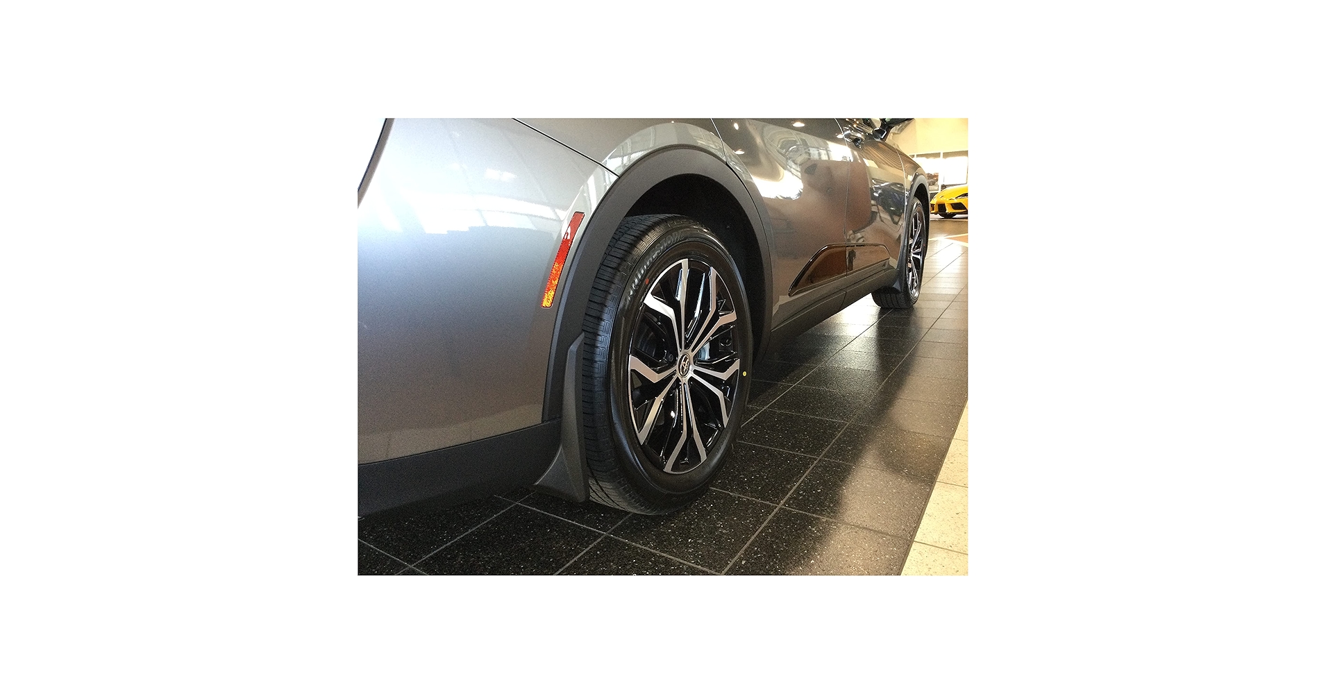 Amazon.com: Toyota 2024 Crown Front and Rear Mudguard Kit
