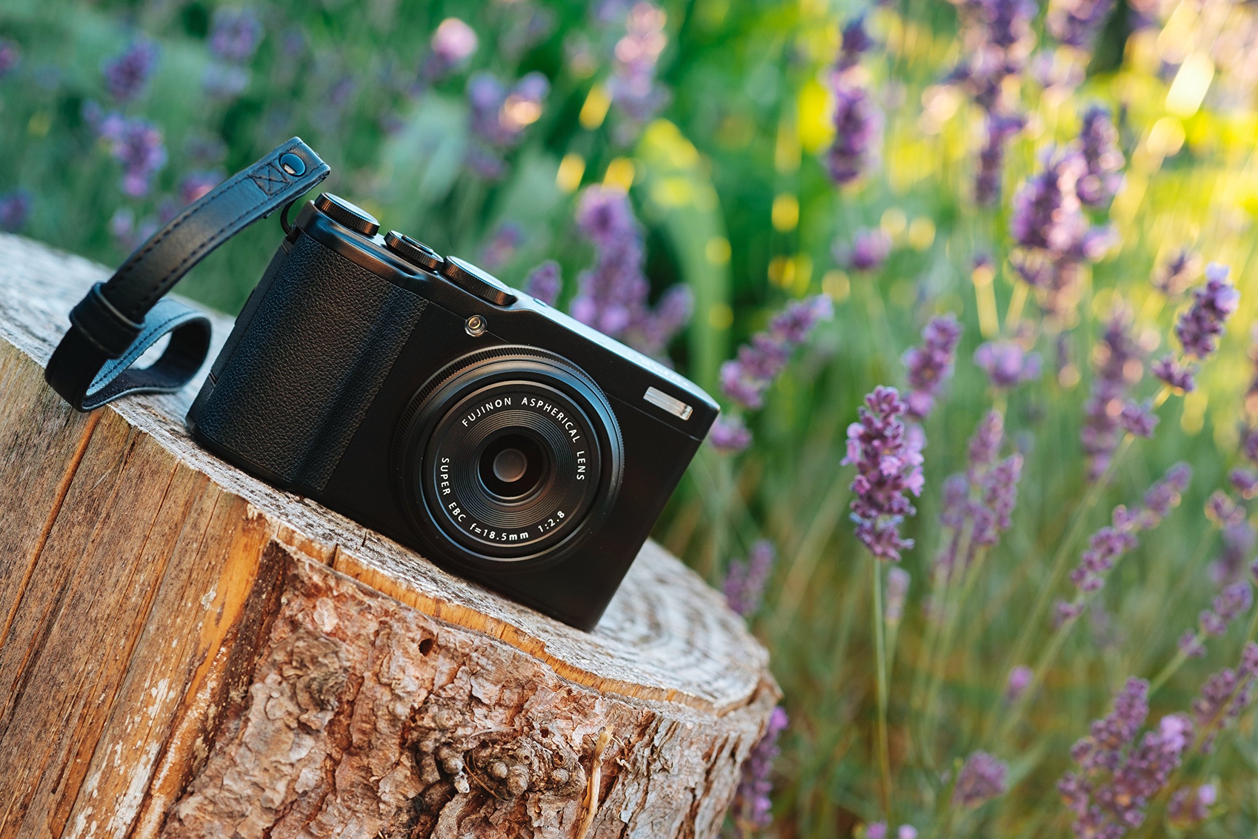 Fujifilm XF10 Premium Compact Camera