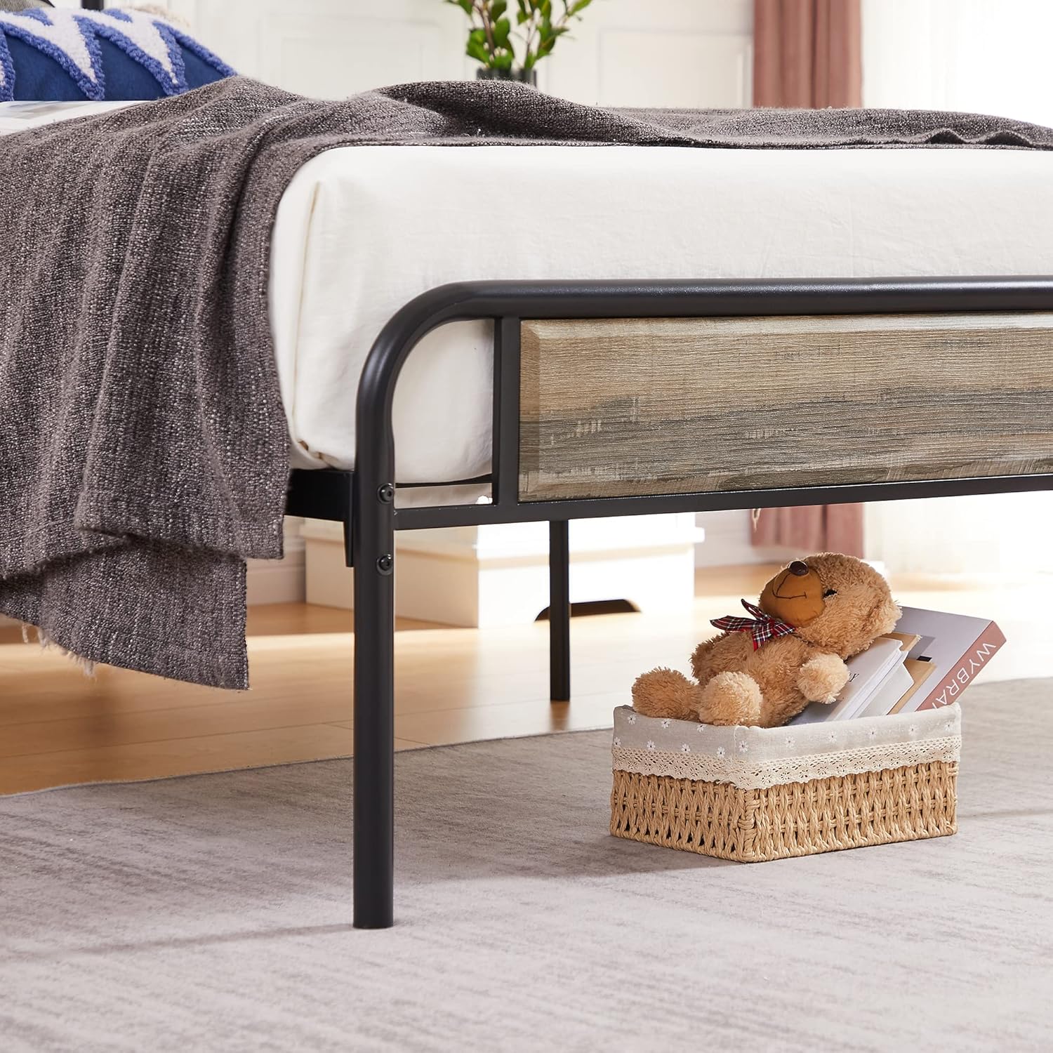 VECELO Twin Size Platform Bed Frame with Wood Headboard/Mattress Foundation/Premium Steel Slats Support/No Box Spring Needed,Grey Slate(Industrial)