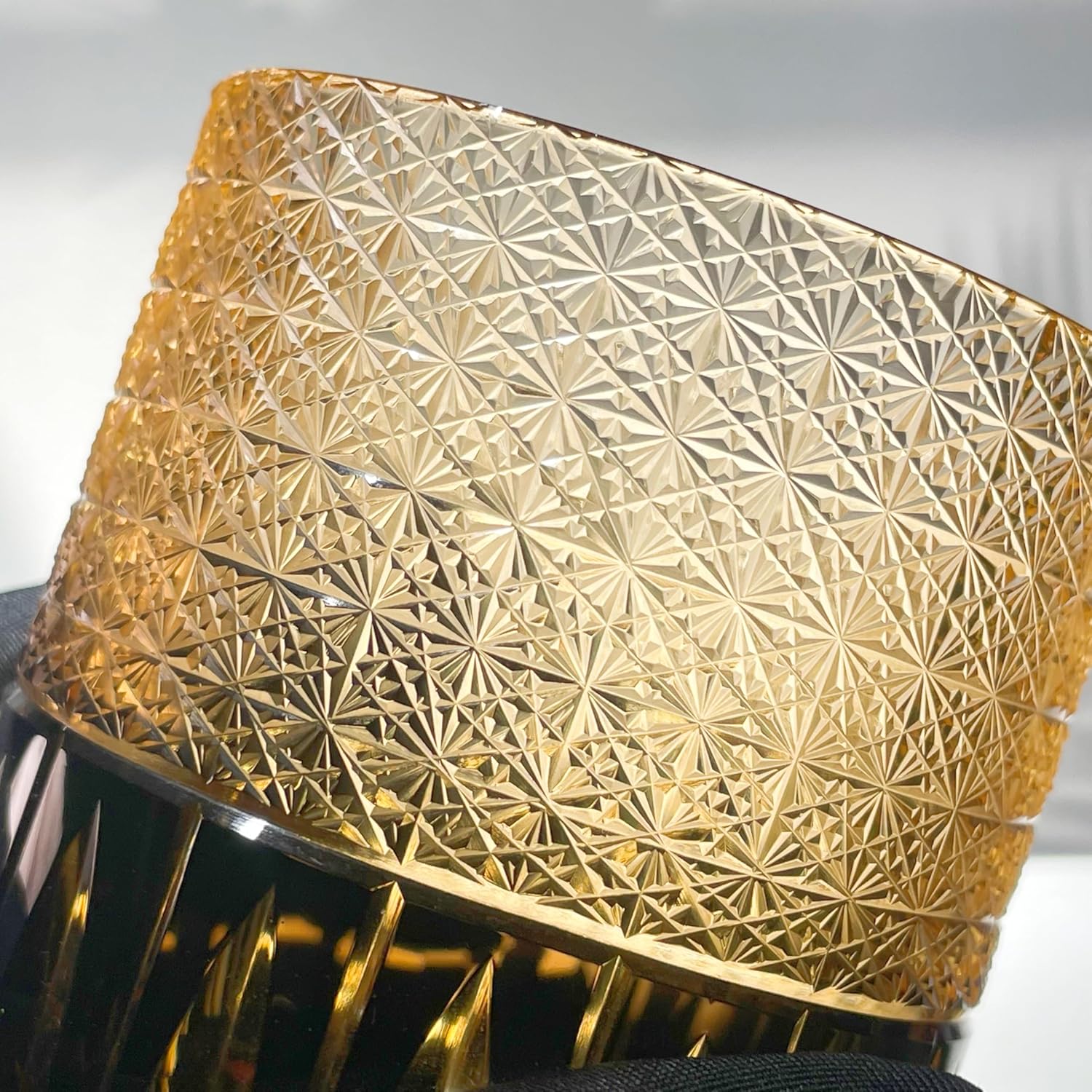 suigetsu Crystal Whiskey Glass, Constellation Etched Design, 320ml Capacity, Modern Astronomical Style (nightfall) - Image 2