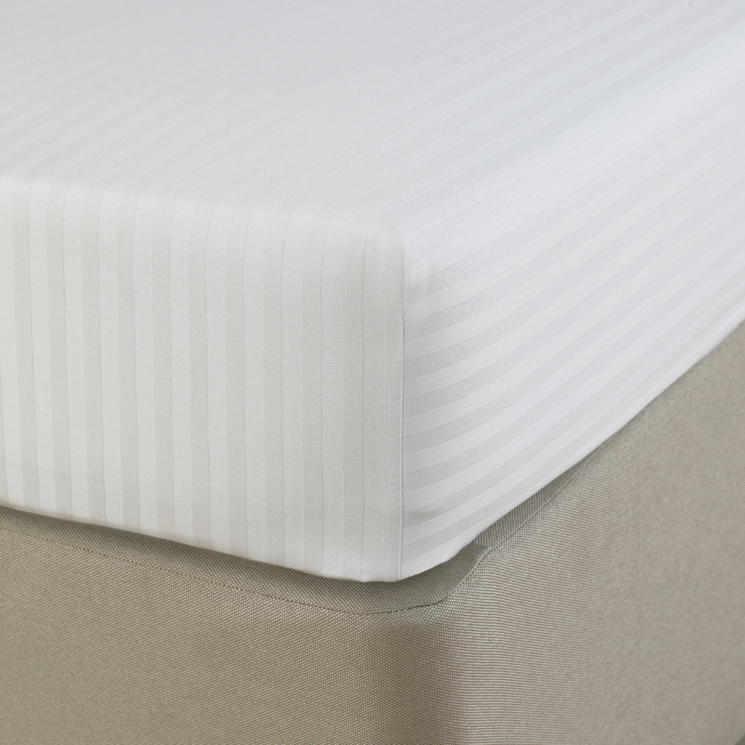 100% Egyptian Cotton Sateen Stripe Deep Fitted Sheet (White, Double)