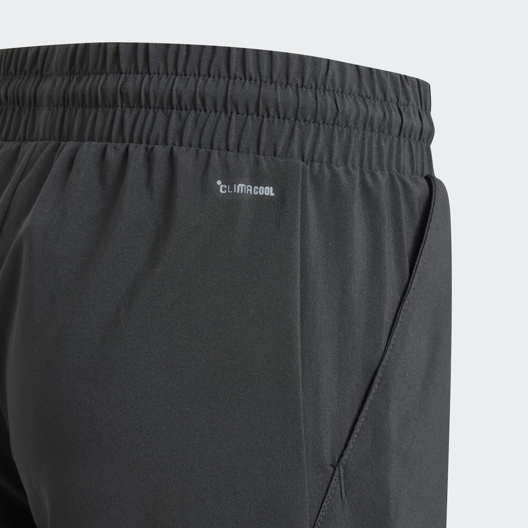 adidas Bambini e Ragazzi Boys Club Tennis 3-Stripes Shorts, Black, 5-6 Years