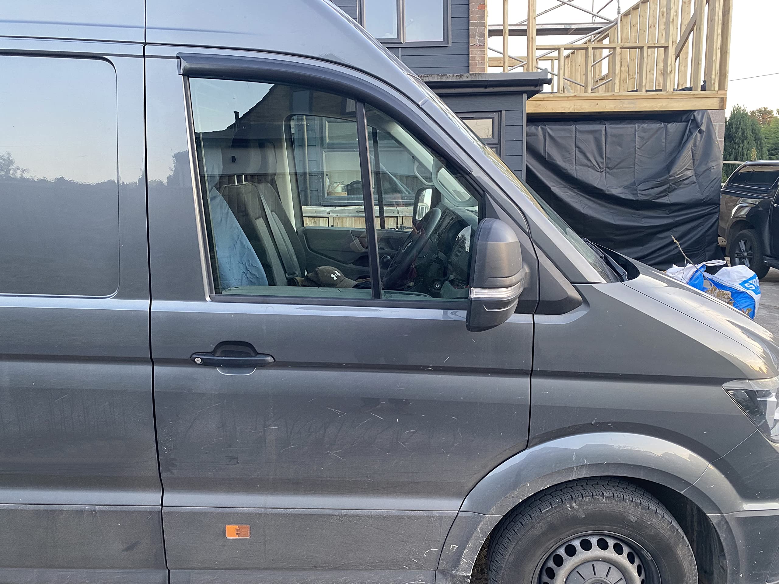 AUTO CLOVER Juego de deflectores de viento para VW Crafter MAN TGE 2017+ (2 piezas)