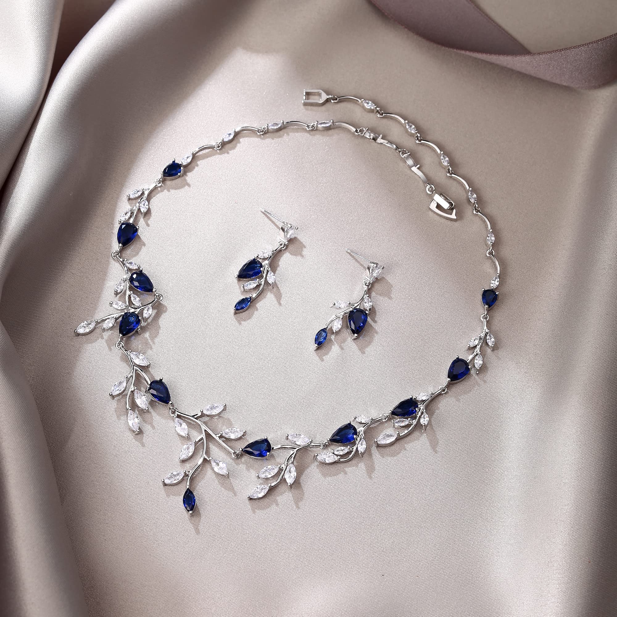 EVER FAITH Juegos de Joyas Mujer Brillante Circonio Cúbico en Forma de Pera de Piedra de Nacimiento Collar Pendientes Conjunto Joyería de la Boda para la Novia Mujeres Birdesmaid