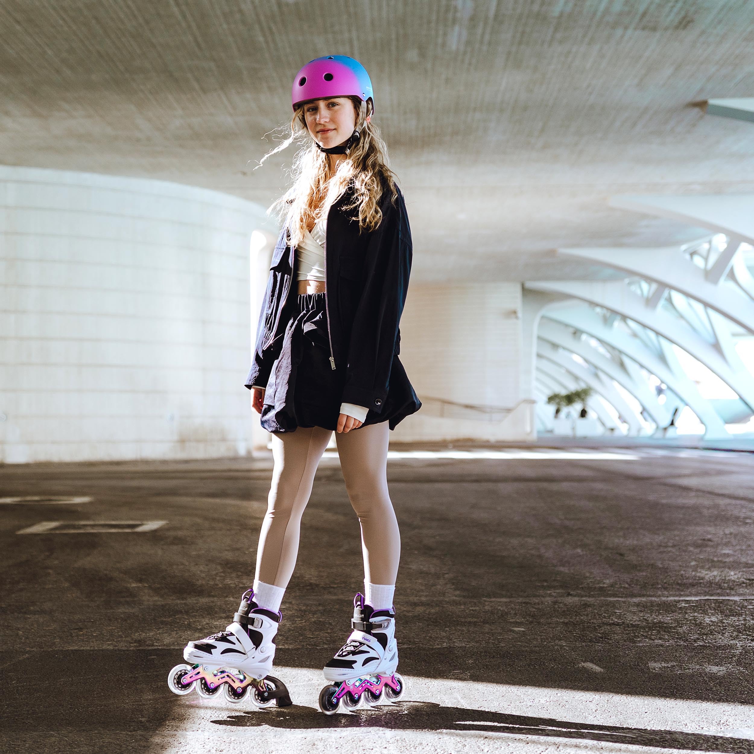 Movino Fahrradhelm Kinder und Jugendliche - Verstellbar - ABS+EPS und 11 Belüftungsöffnungen - Helm für Fahrrad, Inliner, Scooter und Skateboard - Element