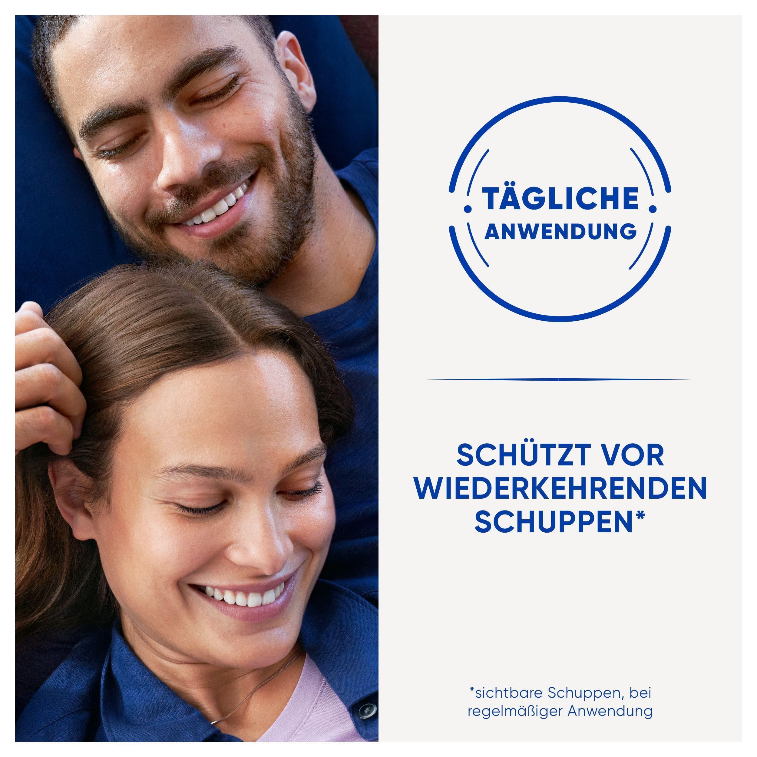 Head & Shoulders Antiforfora Shampoo e Balsamo 2in1 Classic Clean, Fino A 100% Protezione Dalla Forfora Per Cute E Capelli Grassi, Clinicamente Provato, Dermatologicamente Testato, 900ml