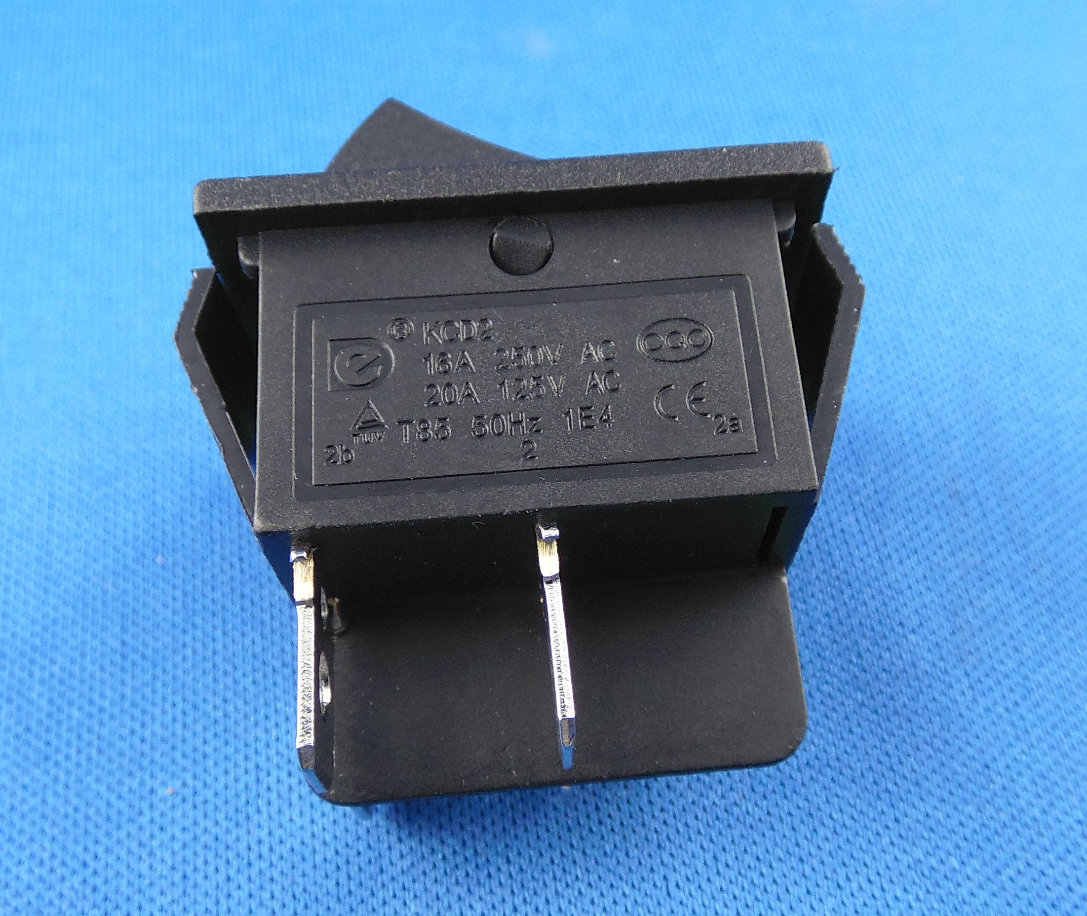50x Mini Wippenschalter Einpolig Ein Aus Wippen Schalter Taste 1-polig