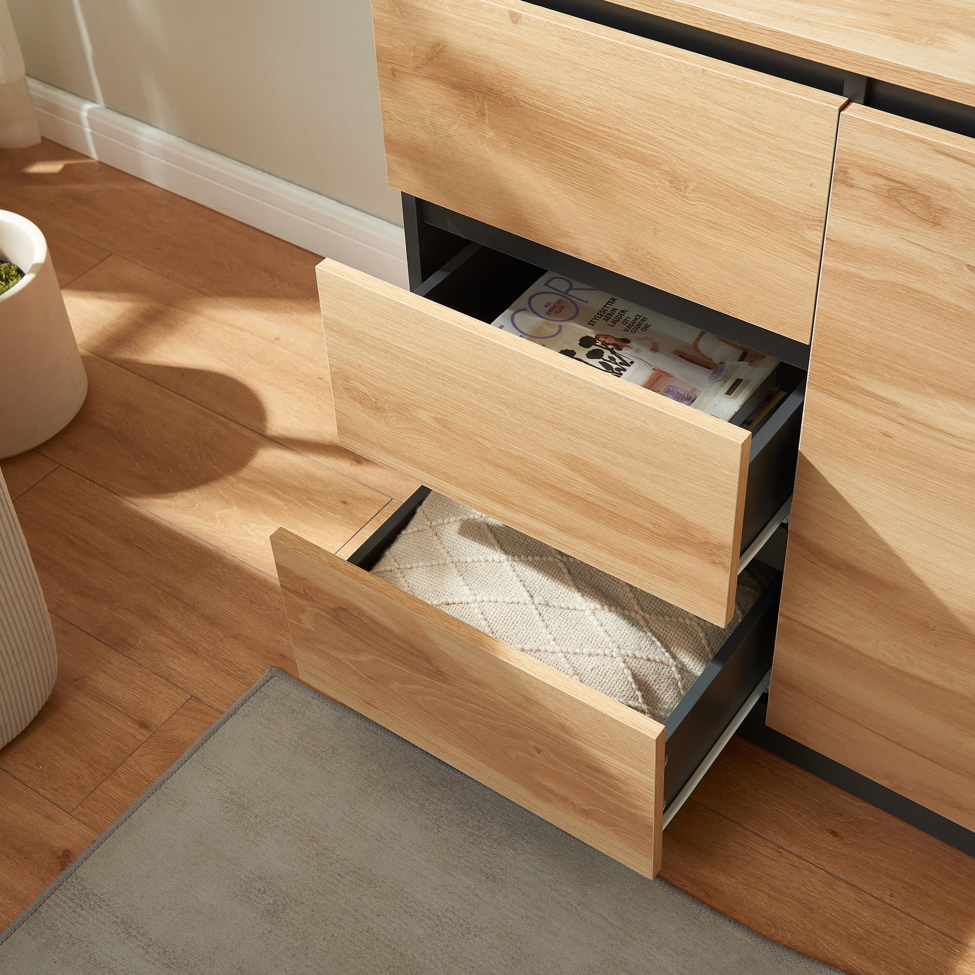 [en.casa] Credenza Mobile Contenitore con Anta e 3 Cassetti Comò con Vani Ripiani Chiusi Madia per Soggiorno Sala da Pranzo Ingresso 80 x 40 x 75 cm - Nero/Effetto Rovere Rustico