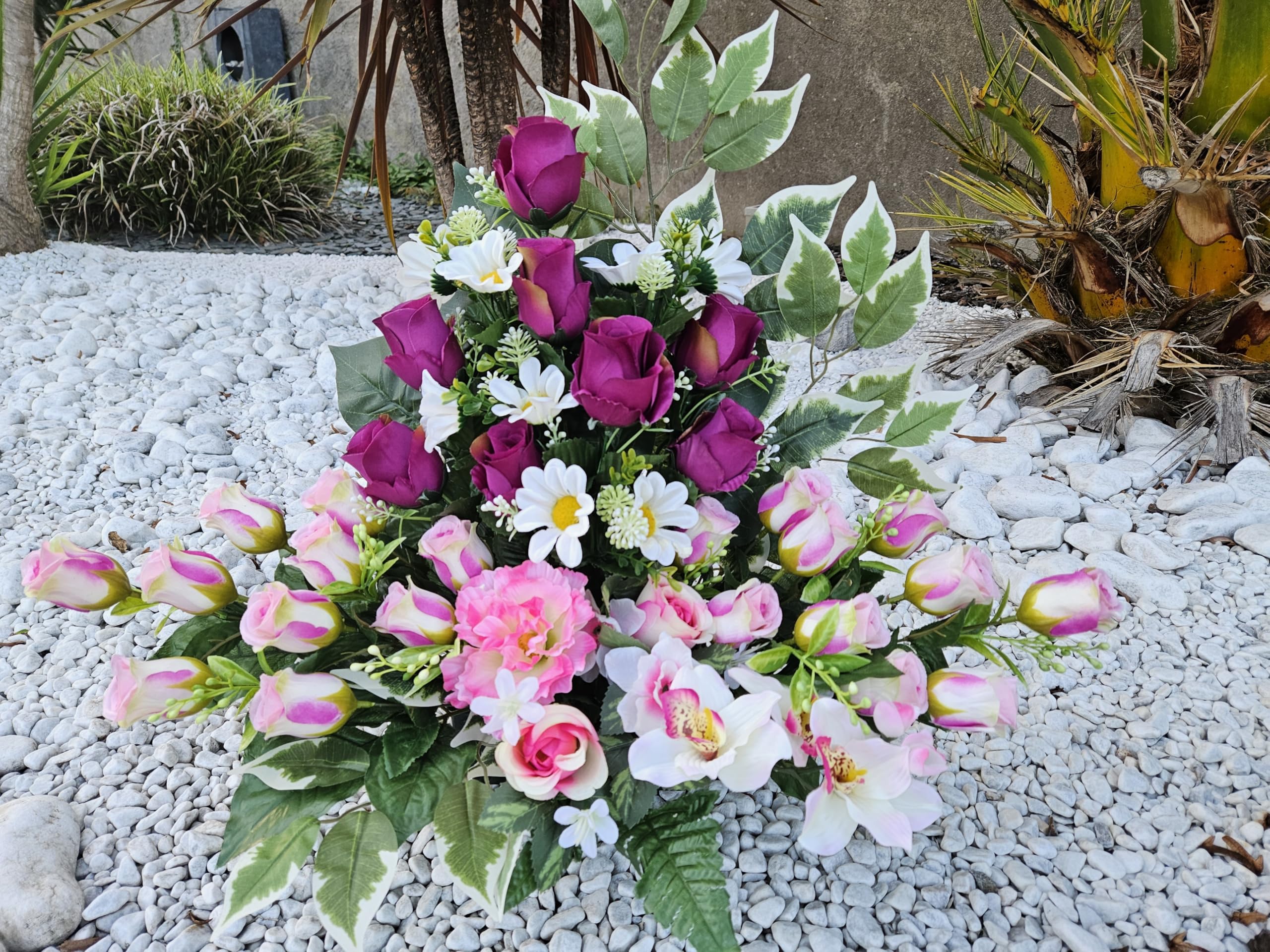 Composition Fleurs Artificielles Lestée Ciment – Jardinière Extérieur 55 Cm – Idéal Tombe, Terrasse, Balcon Ou Jardin