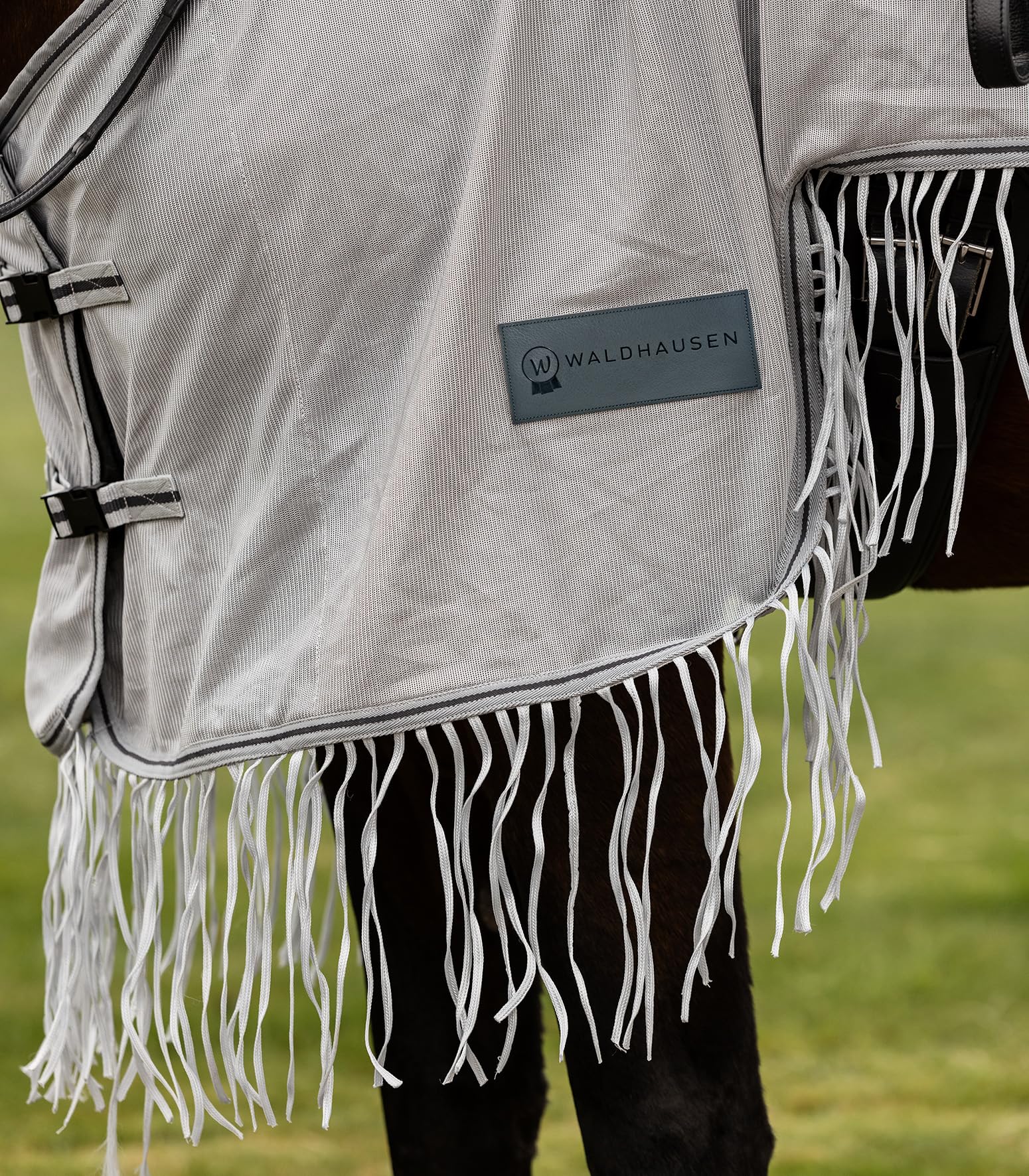 Waldhausen Protect Fliegenausreitdecke mit Fransen, Silbergrau/grau, 125