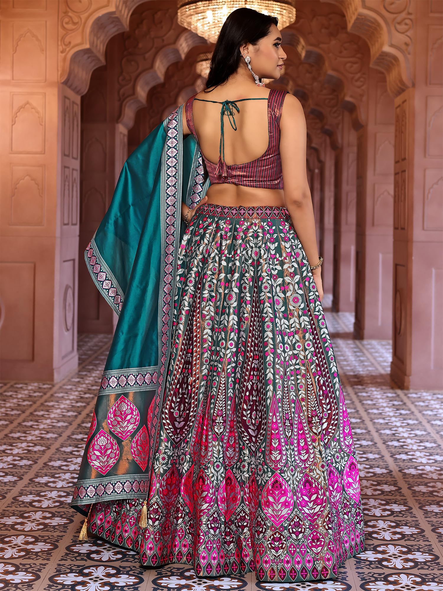 PURVAJA Lehenga choli (Nayab) Kanjivaram Semi-Seamed dla kobiet