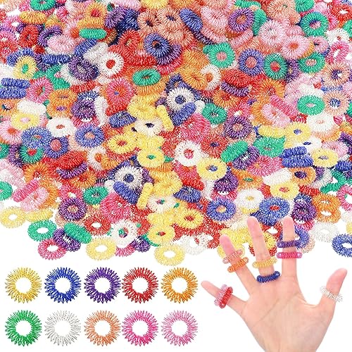 Vista 8 de Nuogo 300 anillos de acupresión para dedos sensoriales con pinchos, alivio del estrés, juguetes sensoriales para adolescentes y adultos, alivio