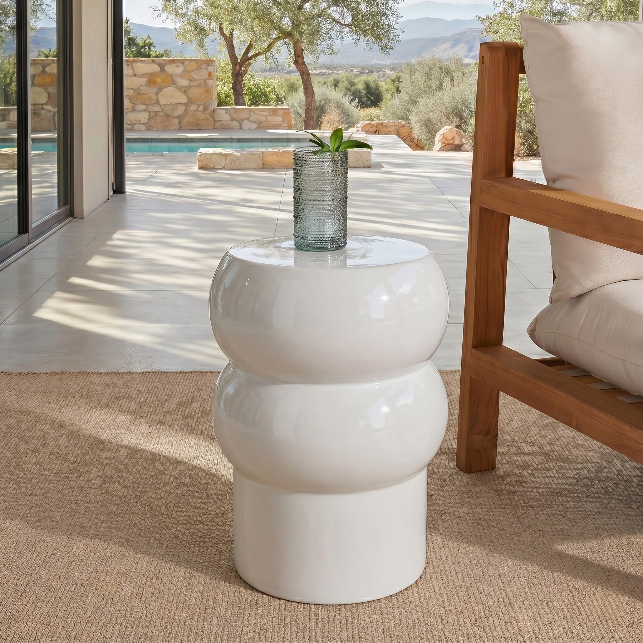 SAFAVIEH Couture Collection - Joy Rosa White Concrete Accent Table, Contemporary Sculptural Side Table, High Gloss Finish, Fully Assembled (SFV2620B)