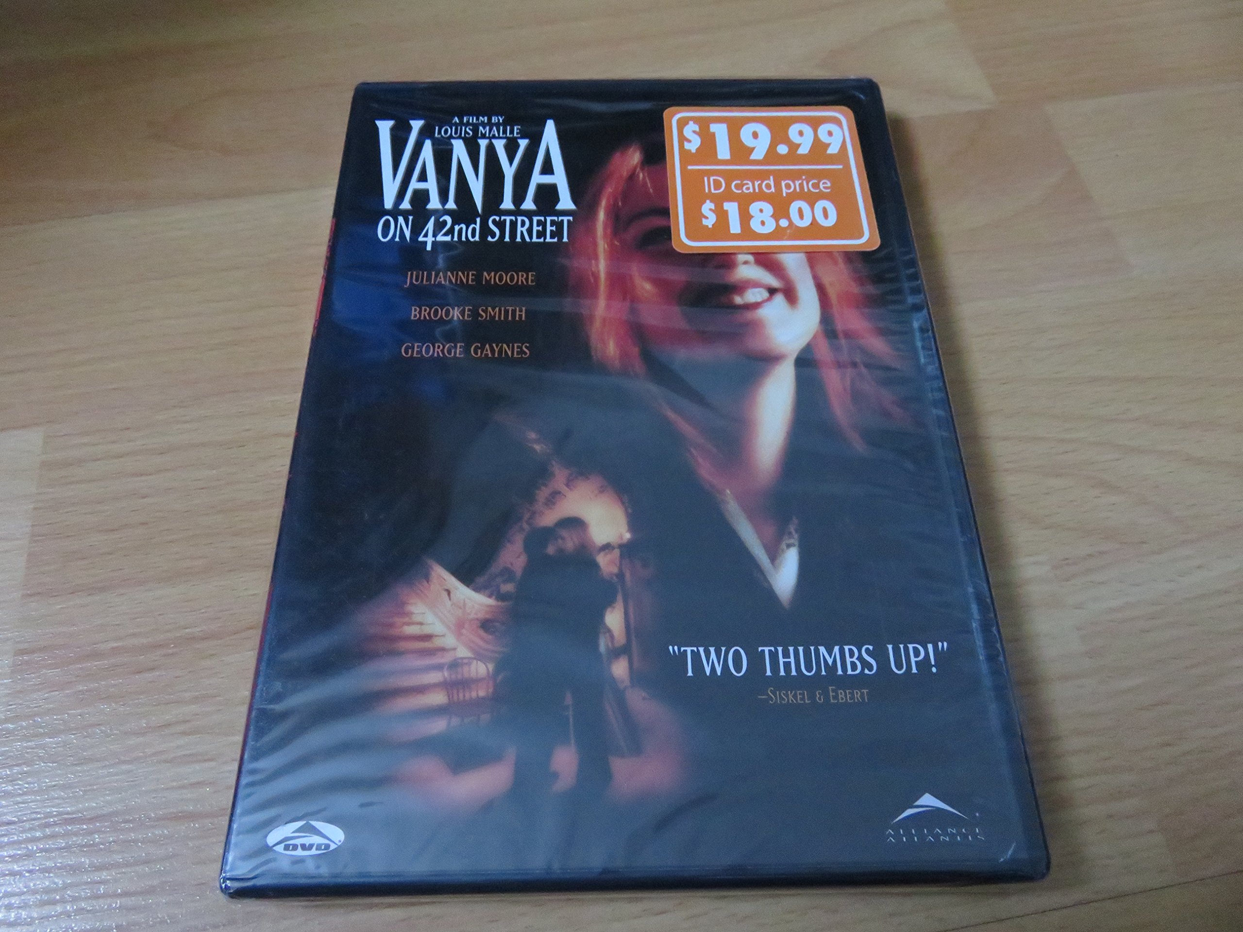 Vanya on 42nd Street (Widescreen) (Sous-titres français) [Import] [DVD] Wallace Shawn; Phoebe Brand; George Gaynes; Jerry Mayer; Lynn Cohen; Julianne Moore; Larry Pine; Brooke Smith; Andre Gregory; Madhur Jaffrey; Oren Moverman; Louis Malle; Anton Chekhov and David Mamet