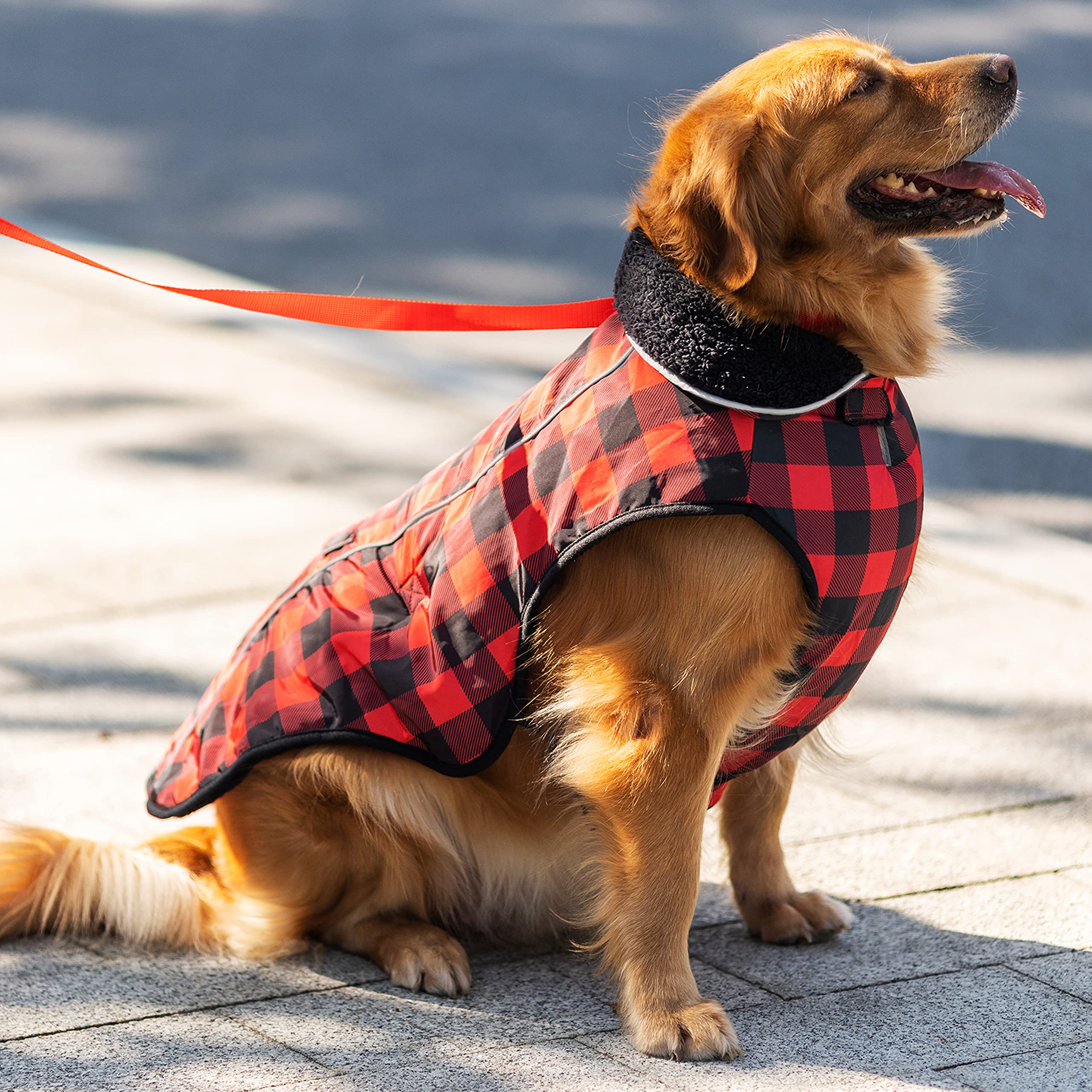Abrigo de invierno para perro, ropa de forro polar cálido para lluvia, nieve, viento, clima frío, reflectante, ajustable, acogedor, impermeable, resistente al viento, con agujero para correa para