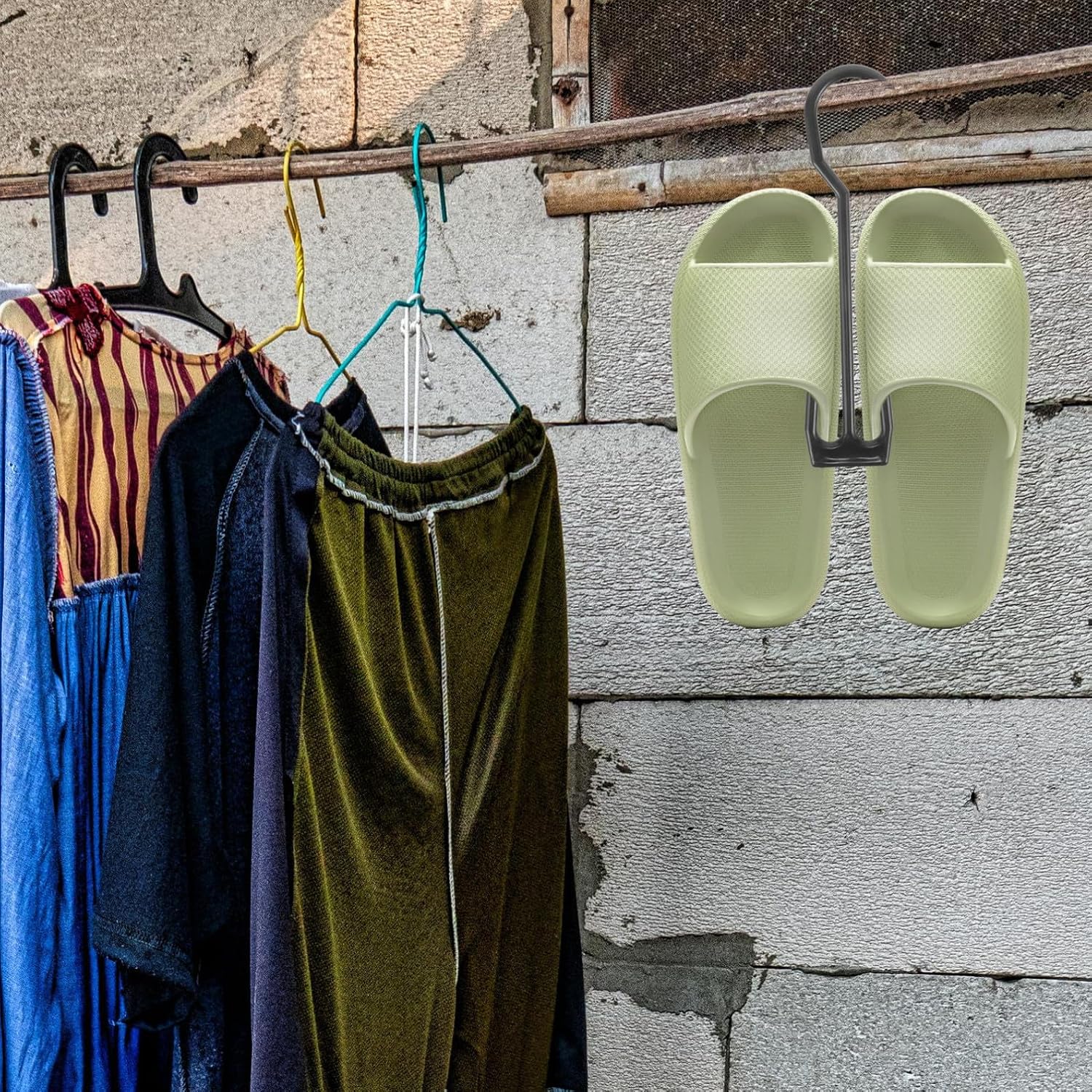 20Pcs Shoe Hooks Plastic Shoe Organizer Rack Wall Mount Storage Hangers for Home Closet Mall Display and Drying