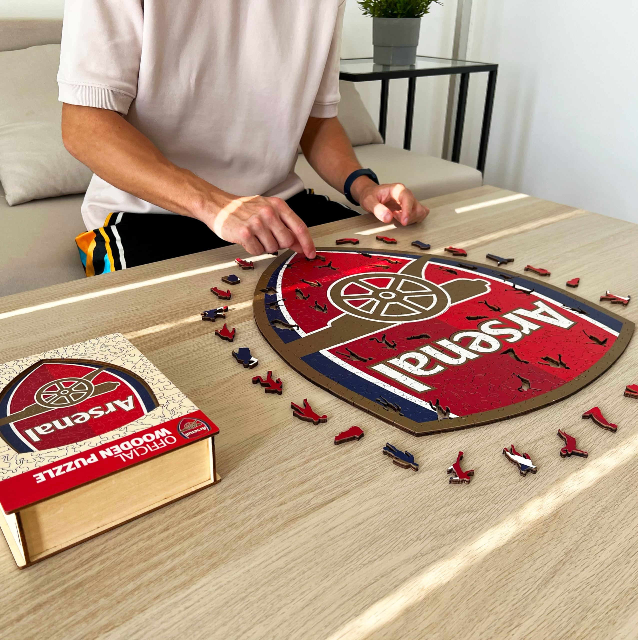 Iconic Puzzles - Puzzle In Legno 100% Sostenibile Sporting CP (Logo) - Forme Uniche Di Giocatori E Calcio - Regalo Per Appassionati Di Calcio - Colori Brillanti