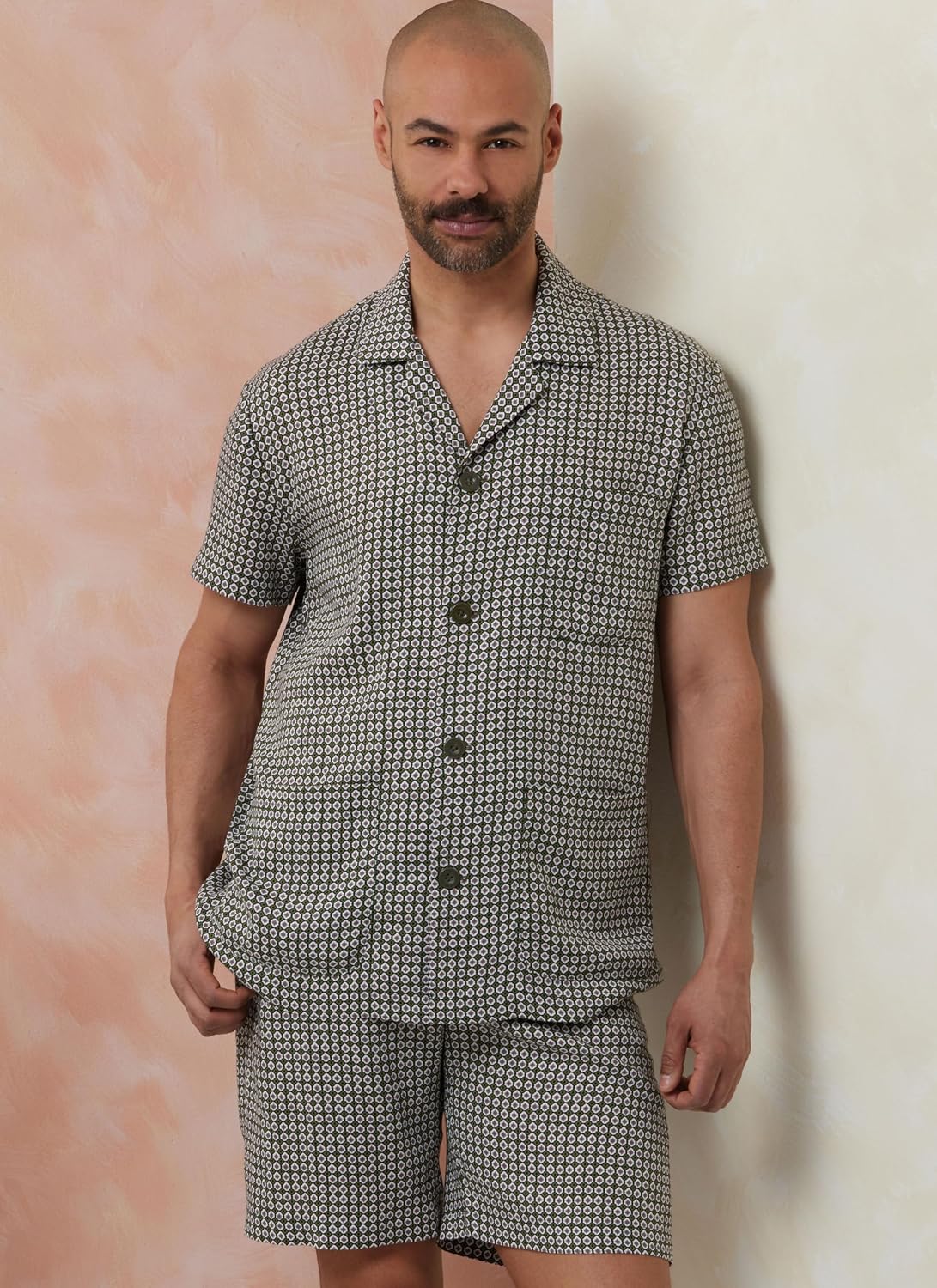 Vogue V2121A Men's Button-Front Shirt, Short, and Pants Pajamas Sewing Pattern Packet, Design Code V2121, Sizes S-M-L-XL-XXL-XXXL