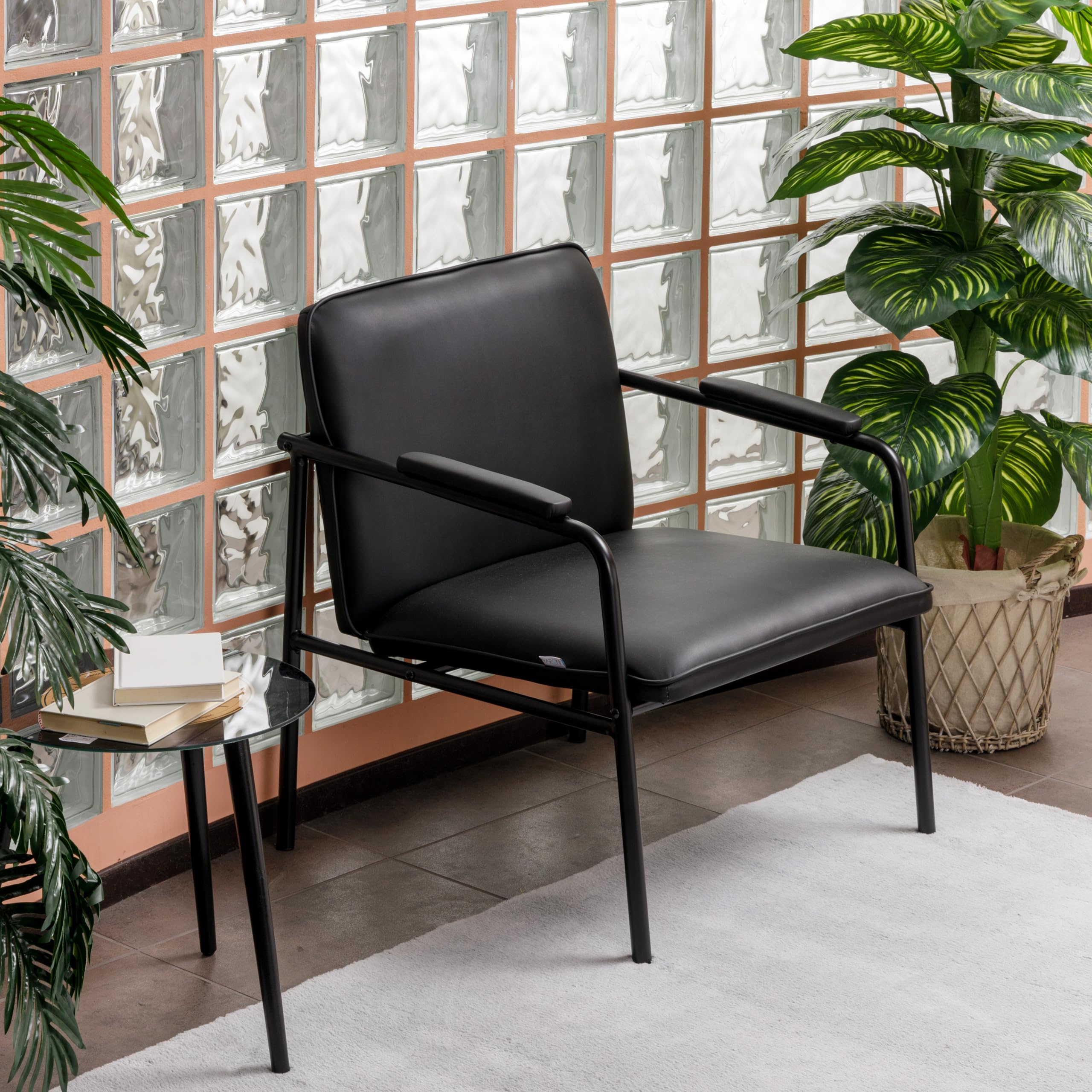Baroni Home Poltrona in Ecopelle con Struttura in Ferro Design Moderno di Metà Secolo, Seduta Relax per Salotto, Camera da Letto, Ufficio, 78x59x64 cm, Nera