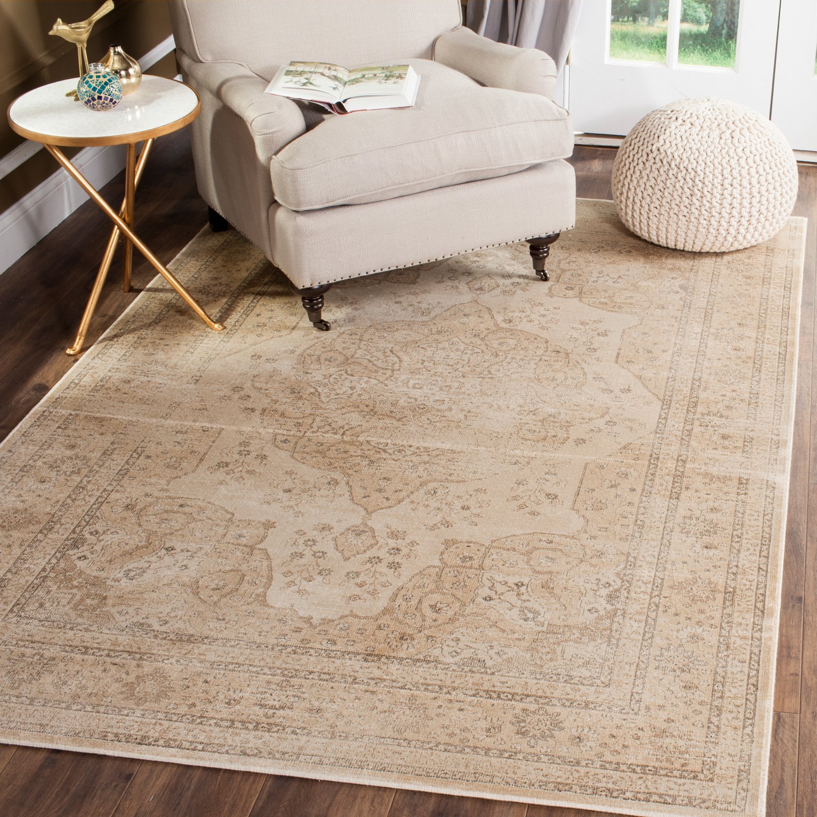Safavieh Traditional Indoor Woven Rectangle Area Rug, Vintage Collection, VTG158, in Light Blue / Cream - Image 4